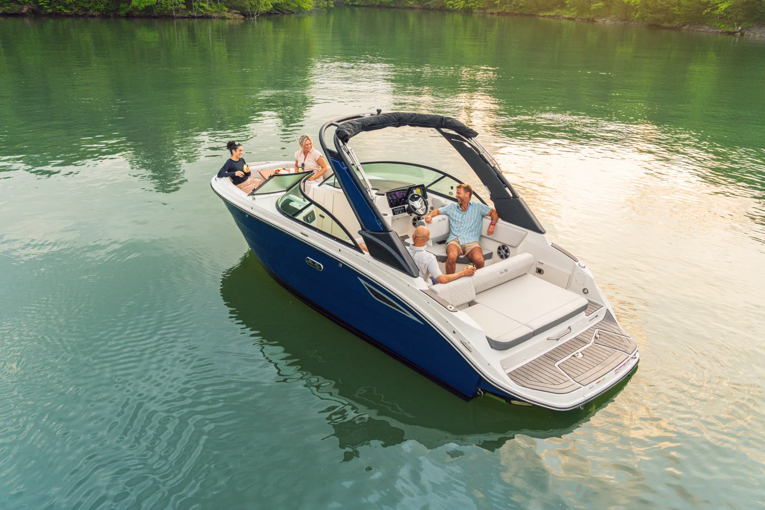 2026 Sea Ray SDX 230 Image Thumbnail #8