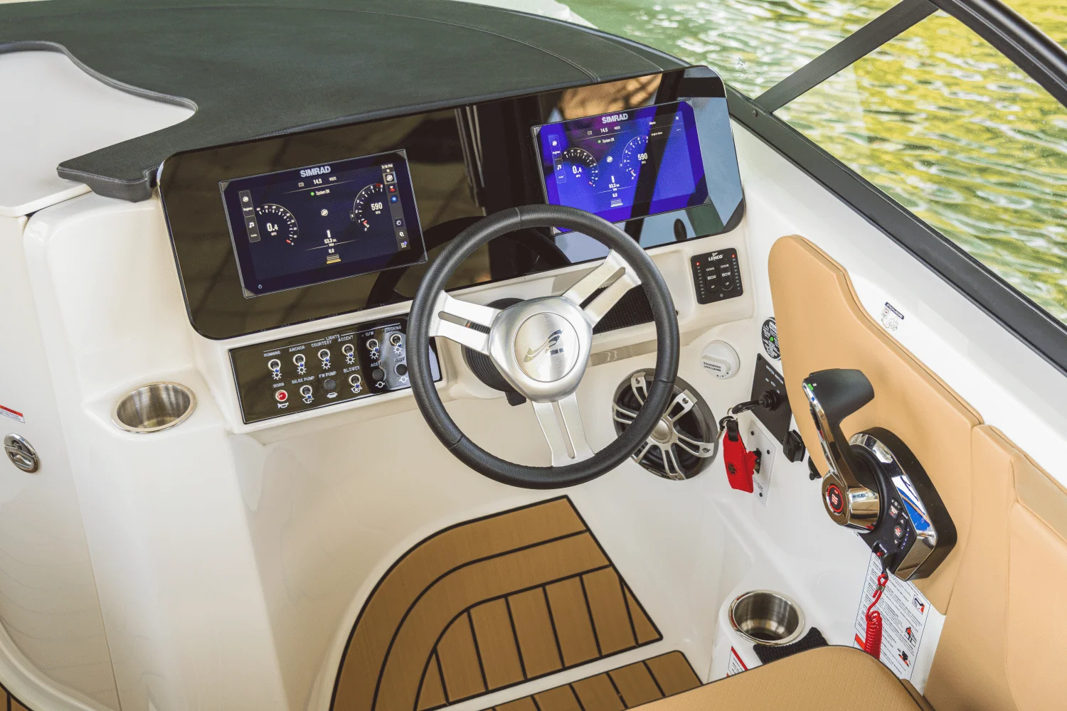 2026 Sea Ray SDX 230 Image Thumbnail #25