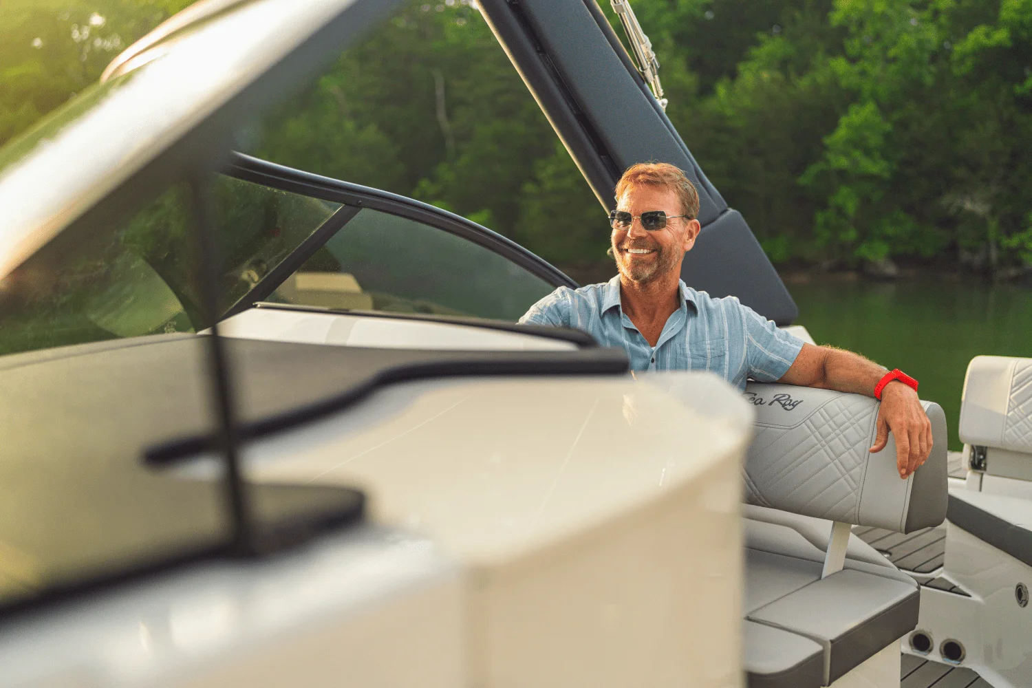 2026 Sea Ray SDX 230 Image Thumbnail #5