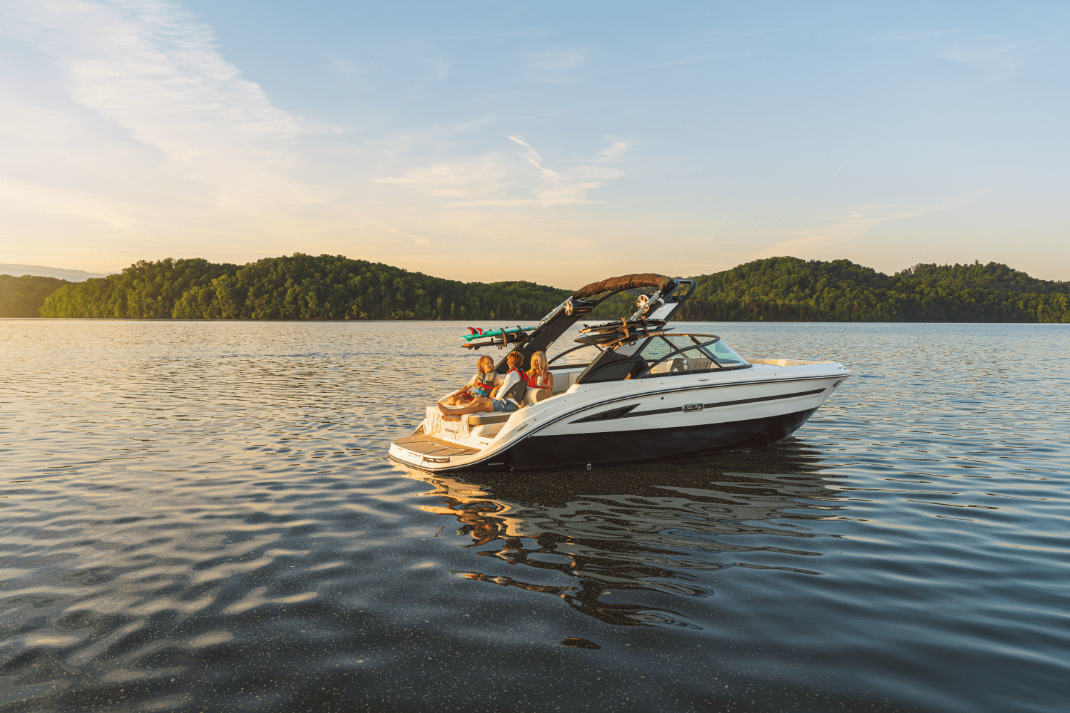 2026 Sea Ray SDX 230 Surf Image Thumbnail #39