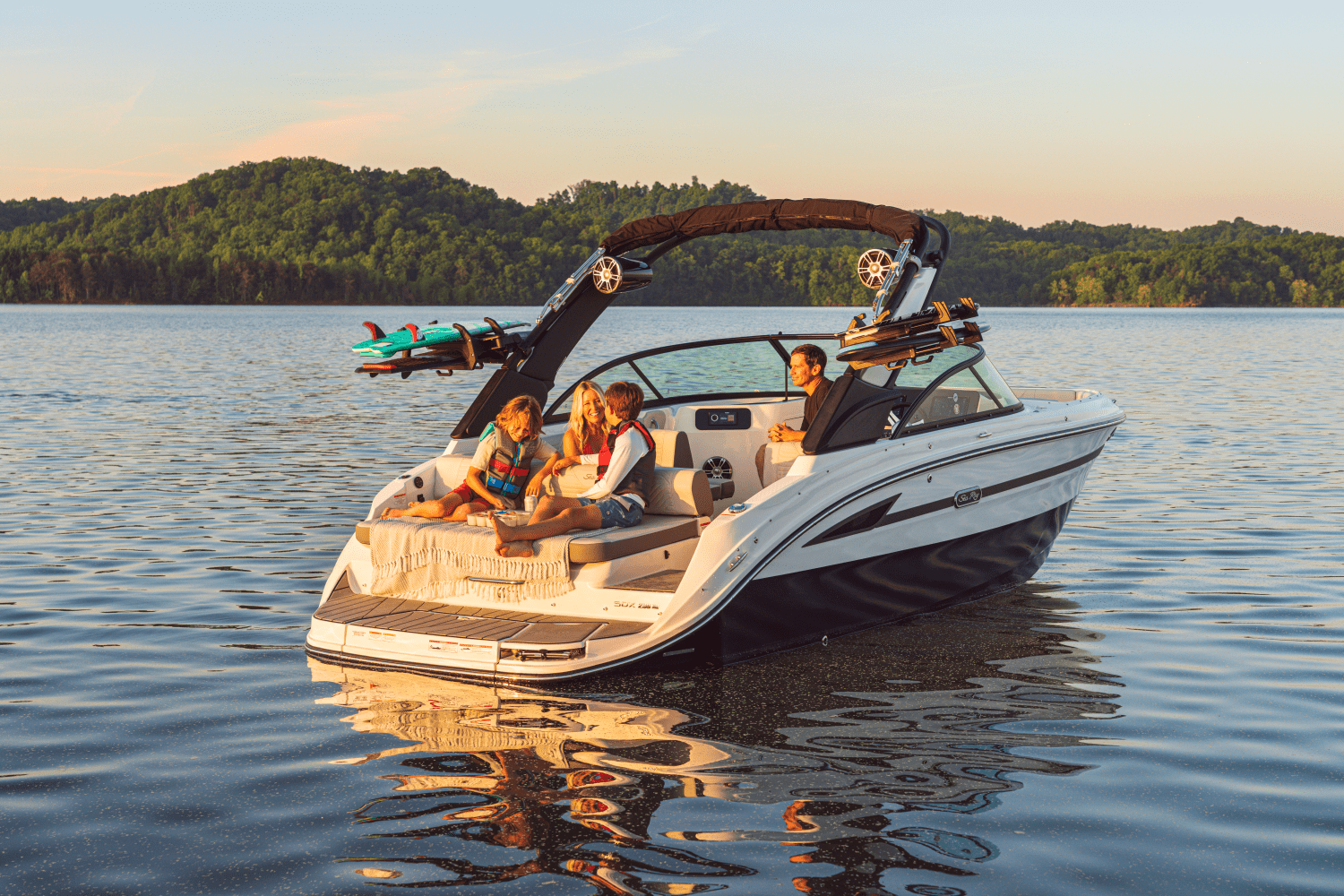 2026 Sea Ray SDX 230 Surf Image Thumbnail #41