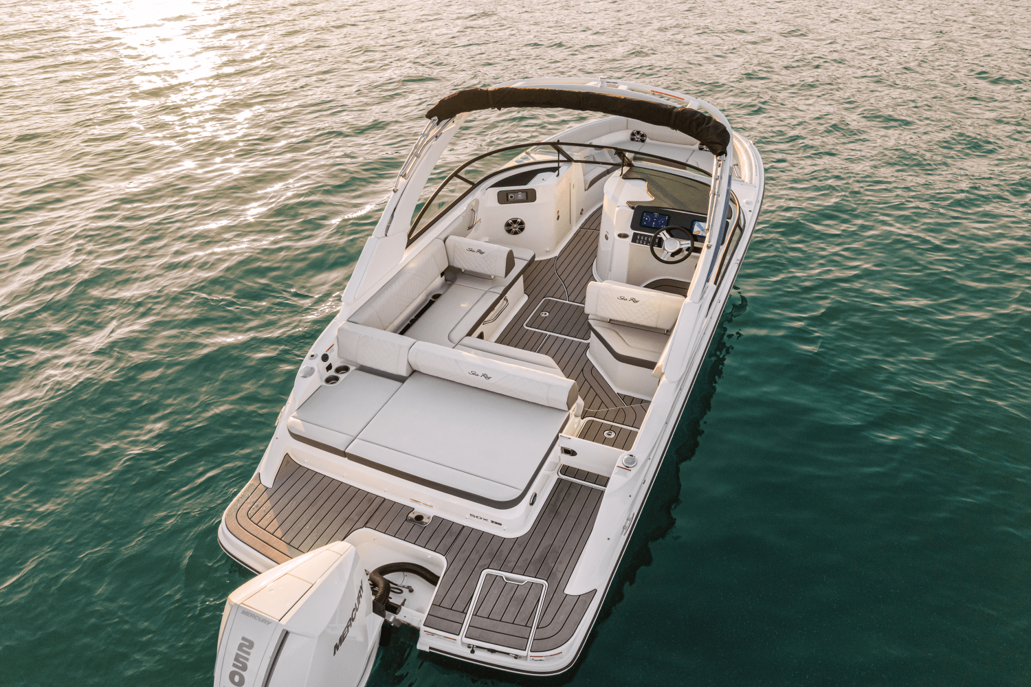 2026 Sea Ray SDX 230 Outboard Image Thumbnail #6