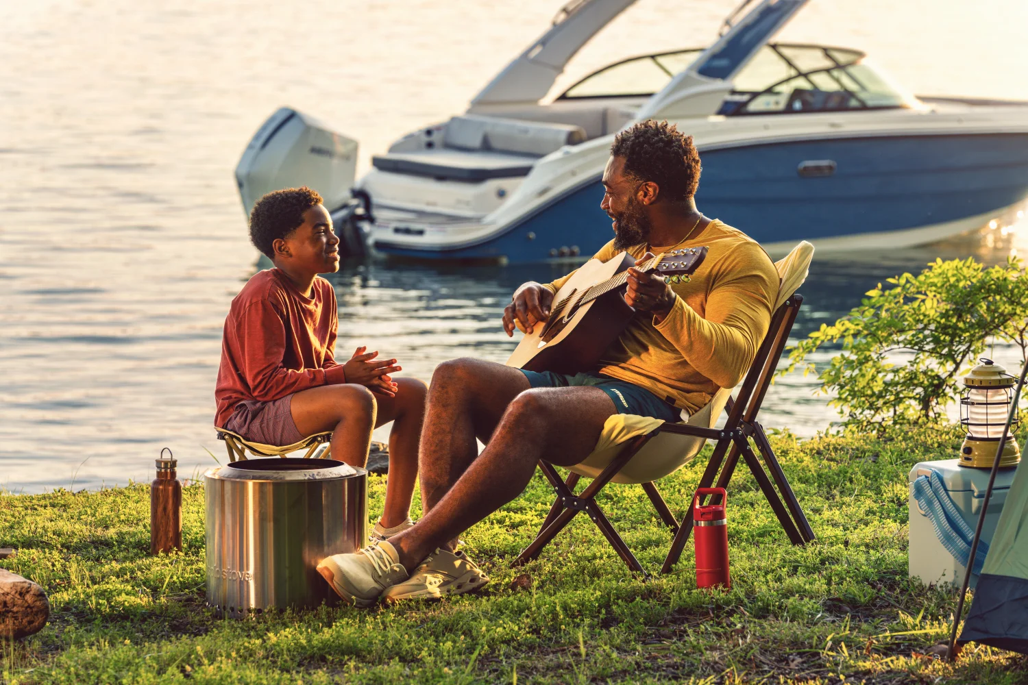 2026 Sea Ray SDX 230 Outboard Image Thumbnail #17