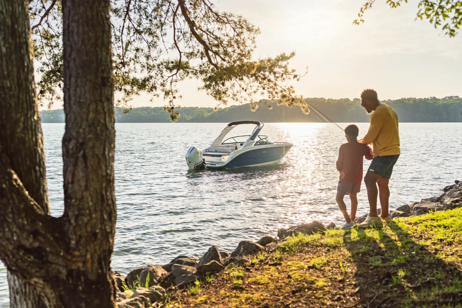 2026 Sea Ray SDX 230 Outboard Image Thumbnail #21