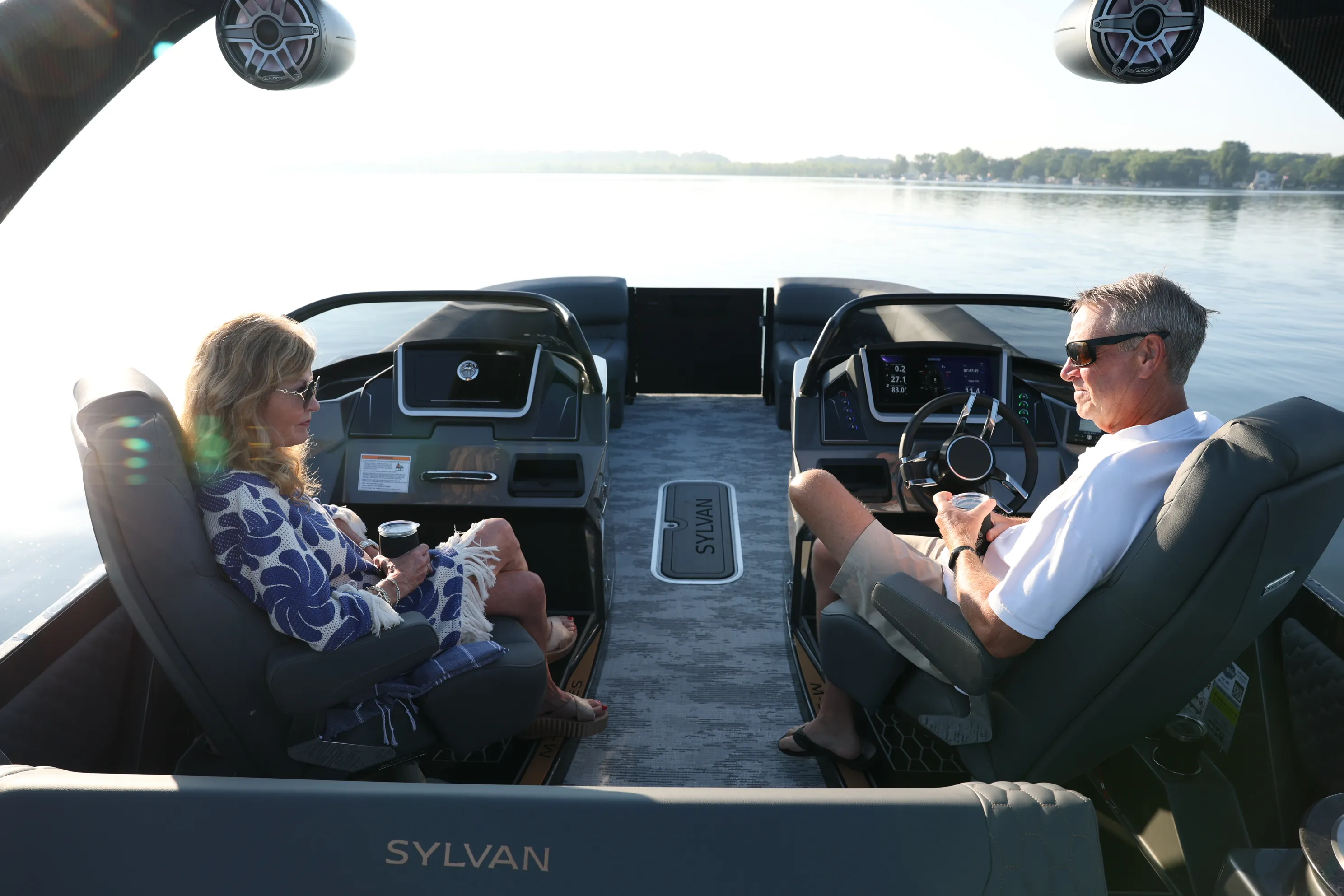 2026 Sylvan M5 DLZ DC BAR Image Thumbnail #2