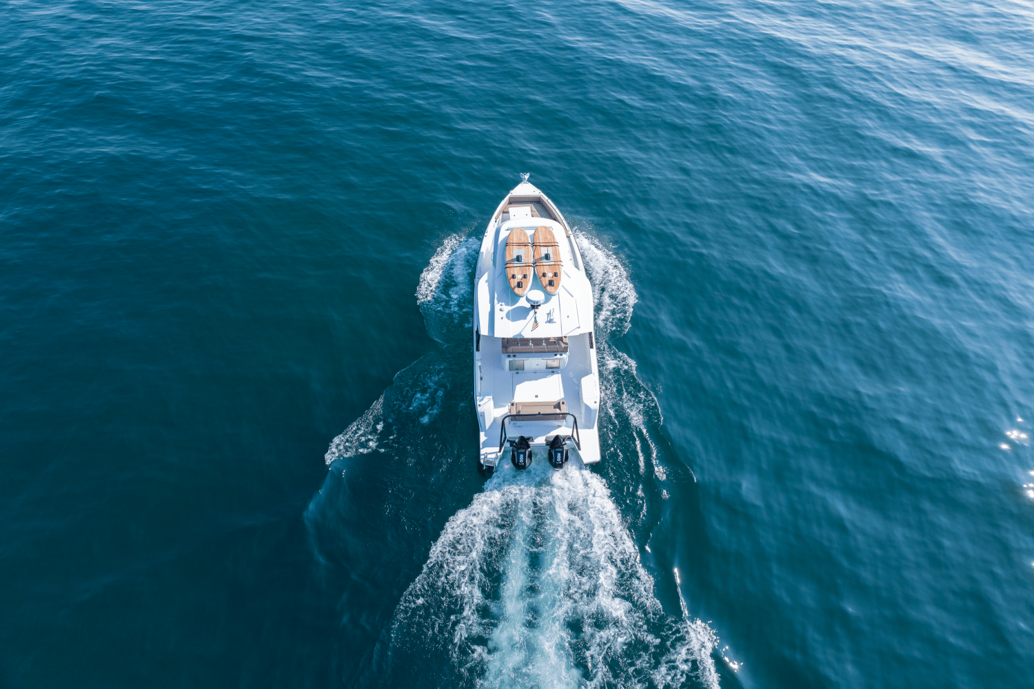 2026 Cruisers Yachts 38 VTR Image Thumbnail #30