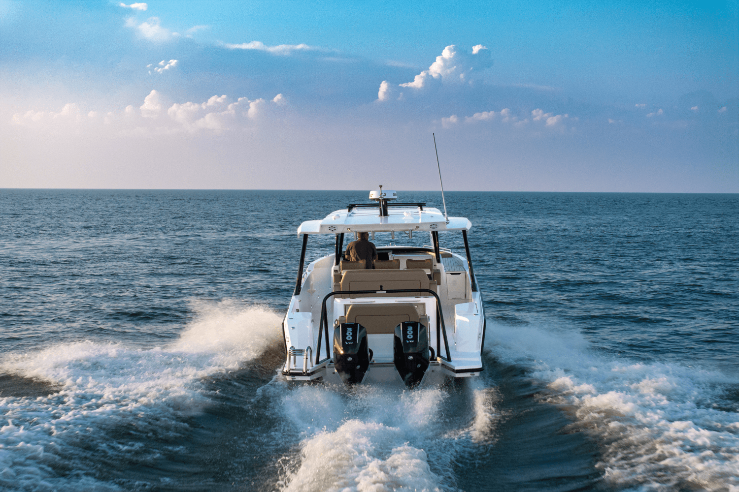 2026 Cruisers Yachts 38 VTR Image Thumbnail #38