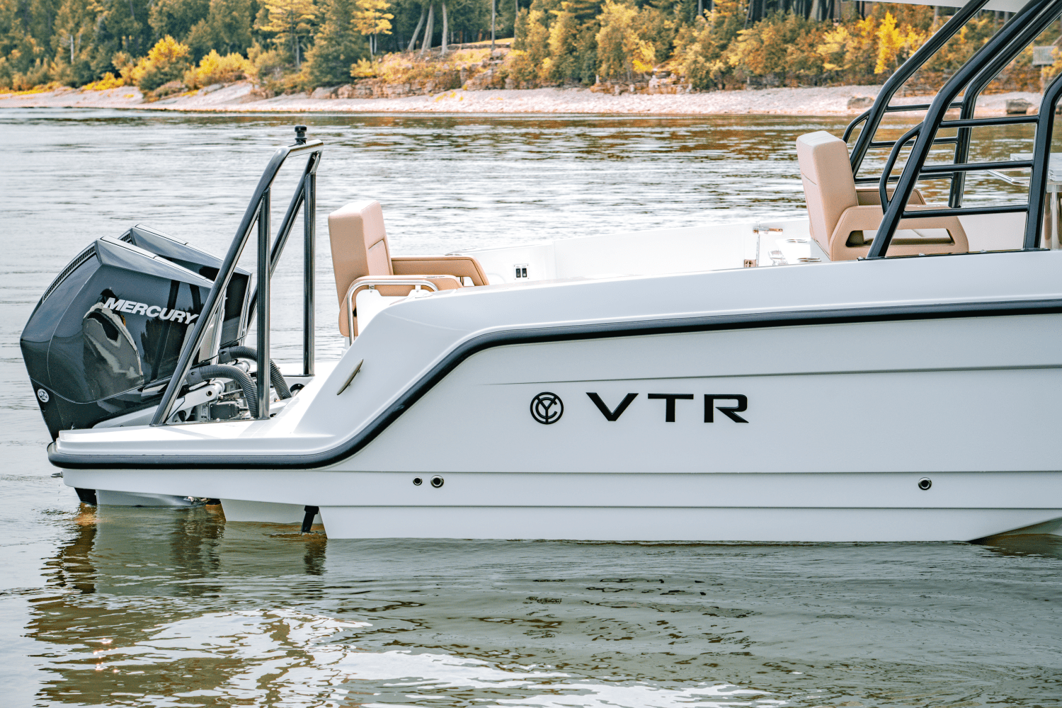 2026 Cruisers Yachts 38 VTR Image Thumbnail #3