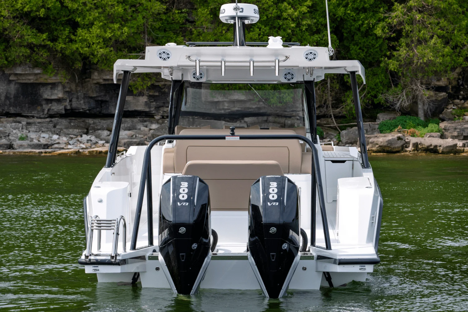 2026 Cruisers Yachts 38 VTR Image Thumbnail #7