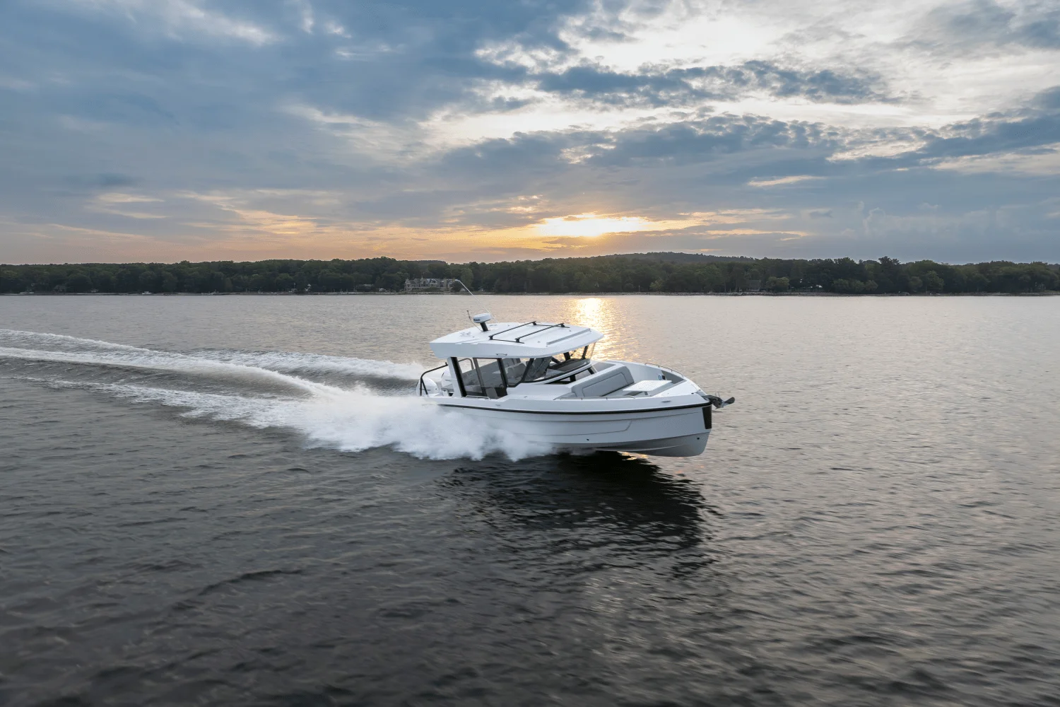 2026 Cruisers Yachts 38 VTR EC Image Thumbnail #2