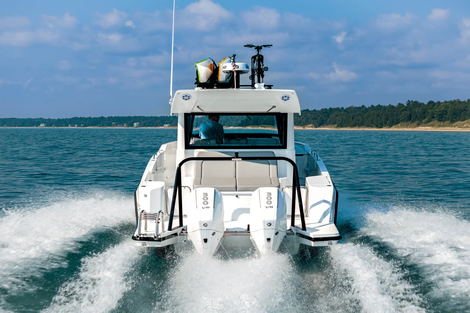 2026 Cruisers Yachts 38 VTR EC Image Thumbnail #3