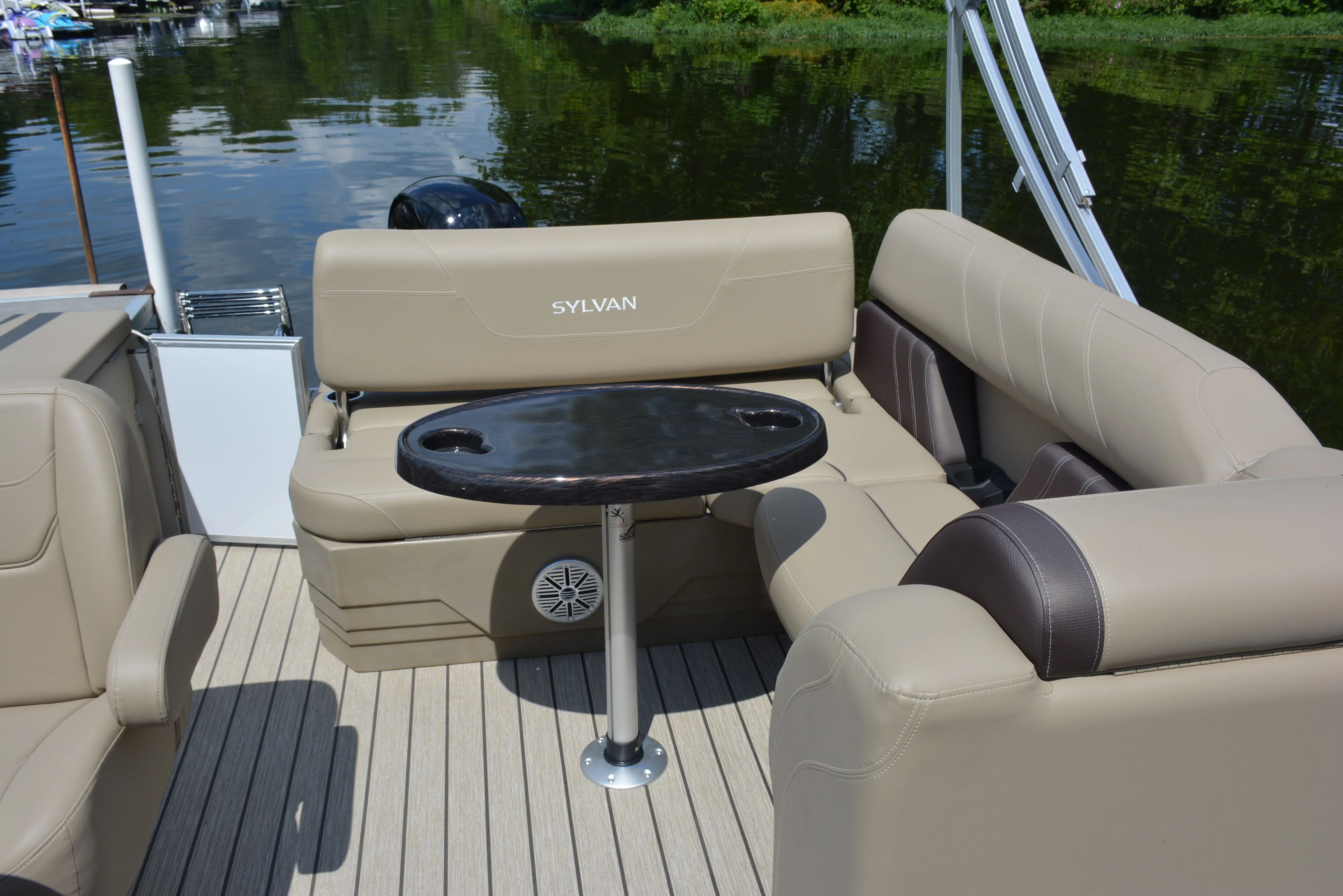 2026 Sylvan Mirage 822 CLZ Image Thumbnail #2