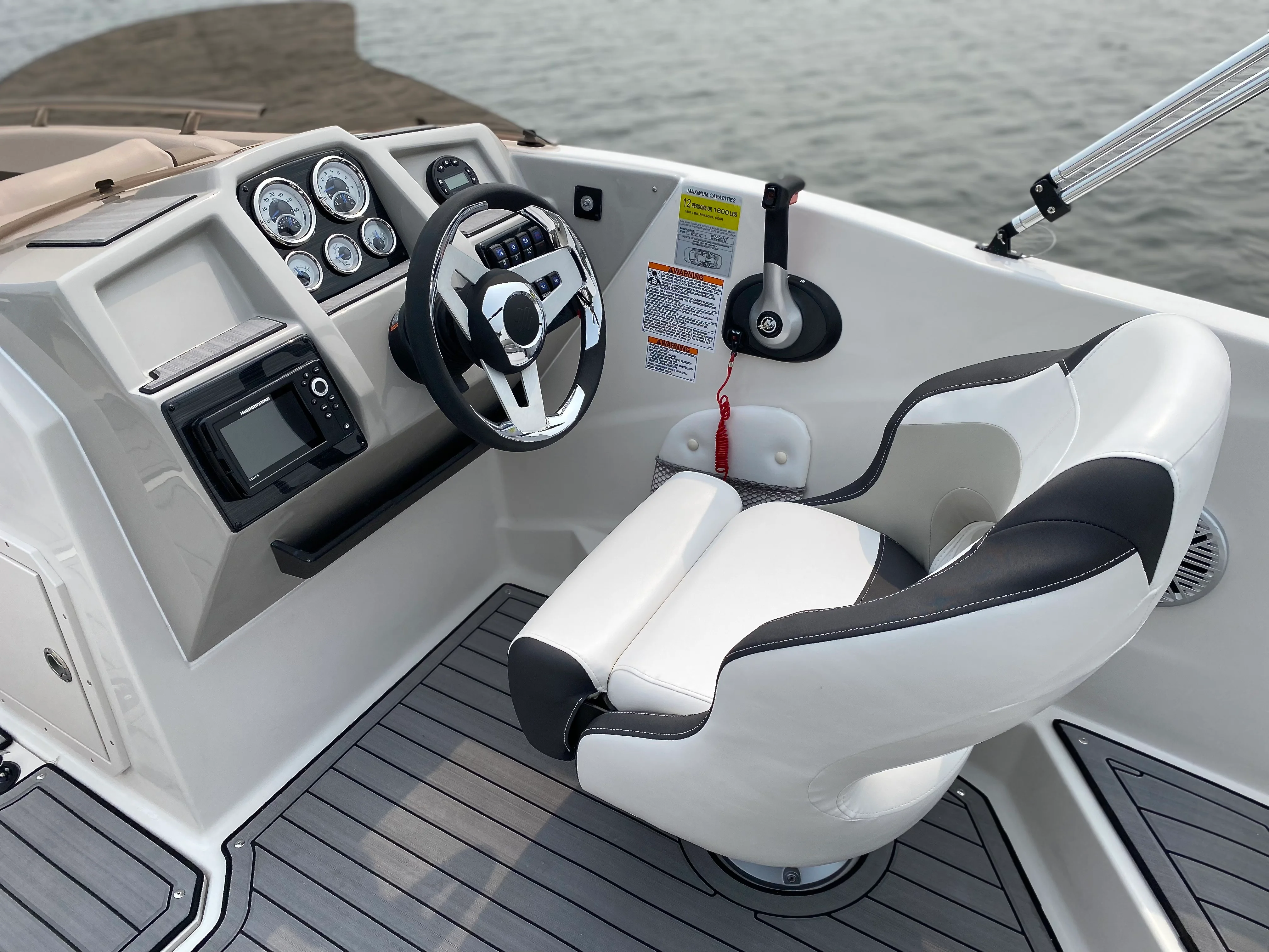 2026 Starcraft SVX 211 IO Image Thumbnail #4