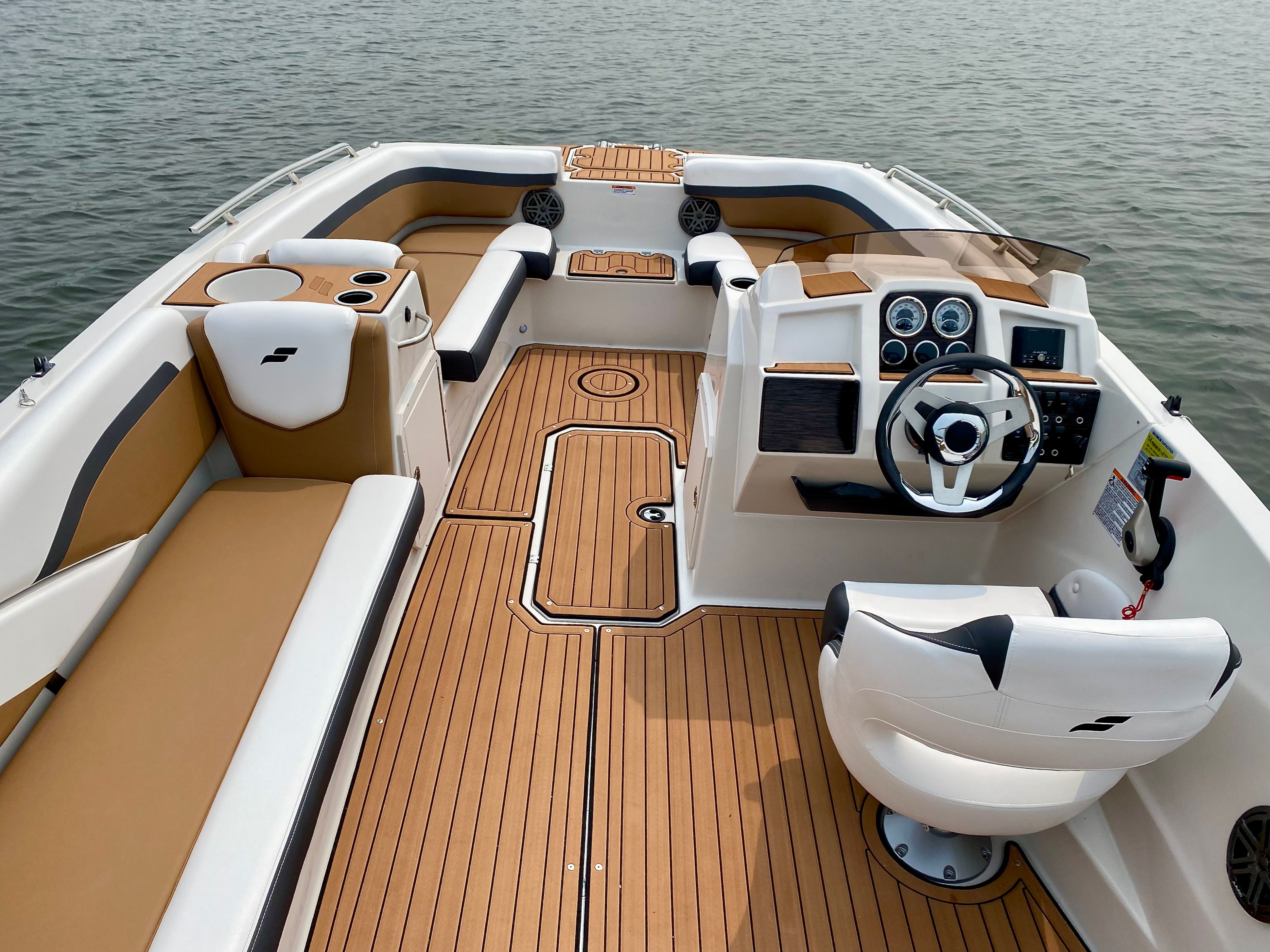 2026 Starcraft SVX 211 OB Image Thumbnail #2