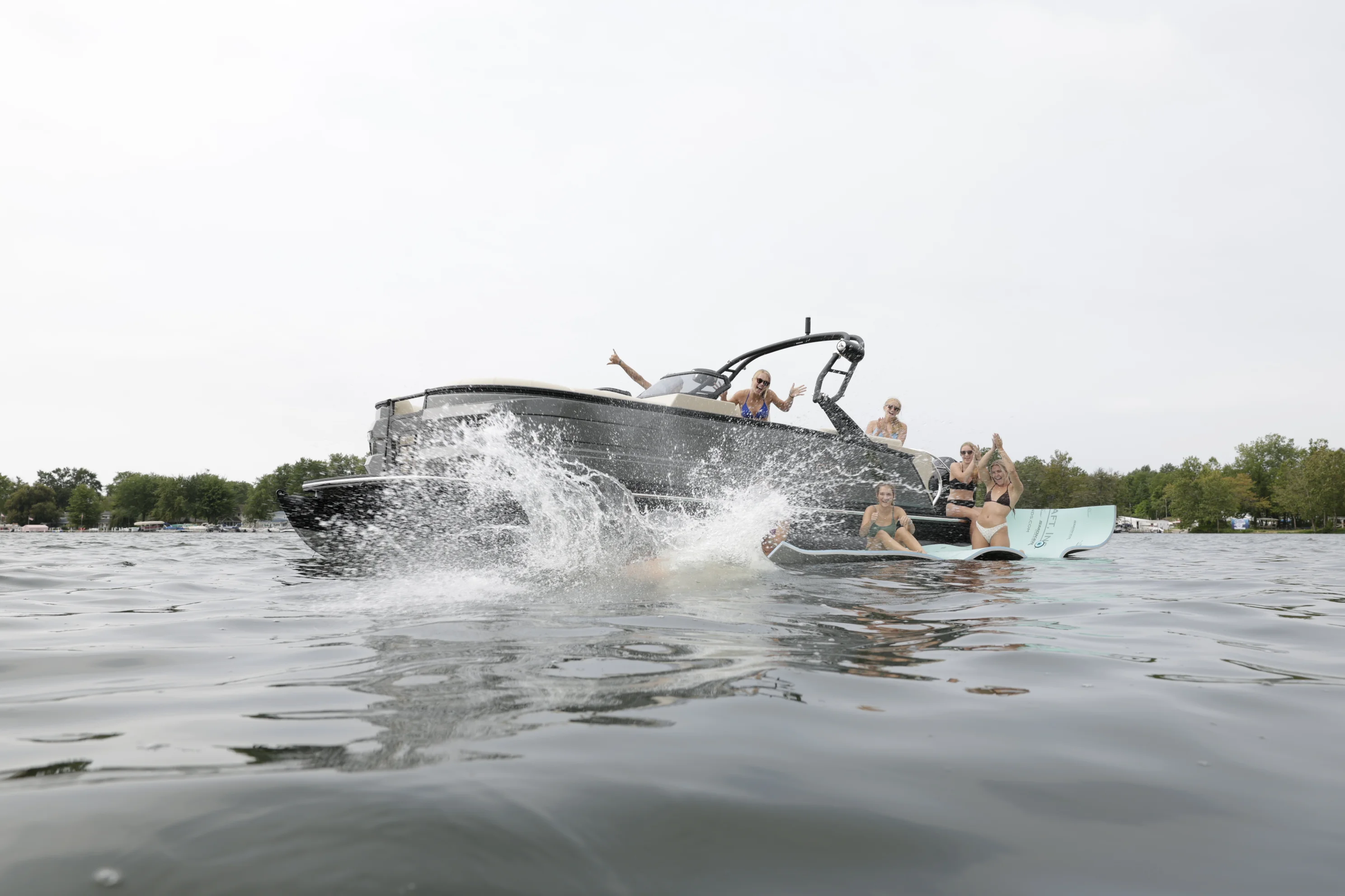 2026 Starcraft RX 25 Q DC Image Thumbnail #2