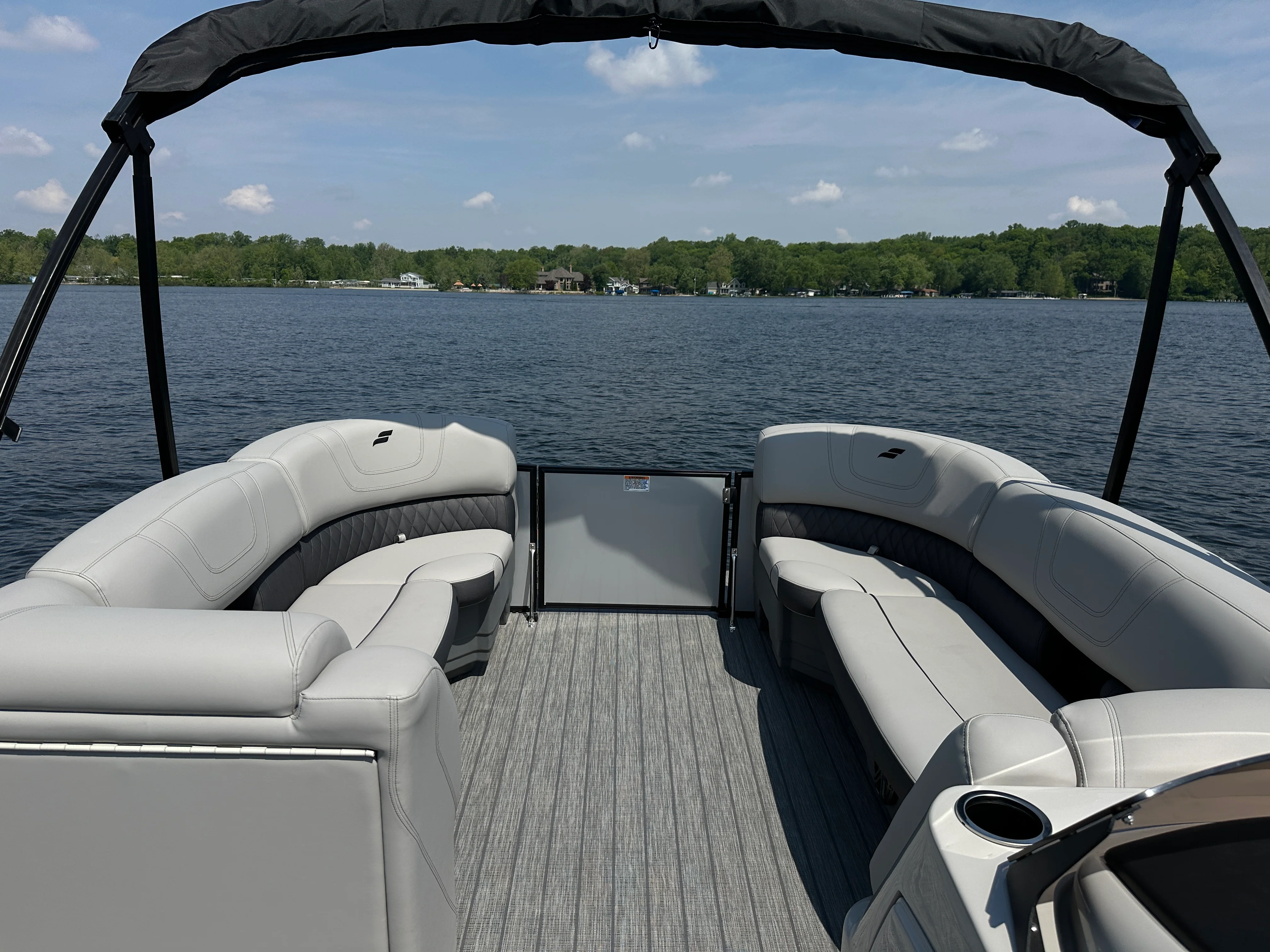 2026 Starcraft SLS 5 Q DH WT Image Thumbnail #2