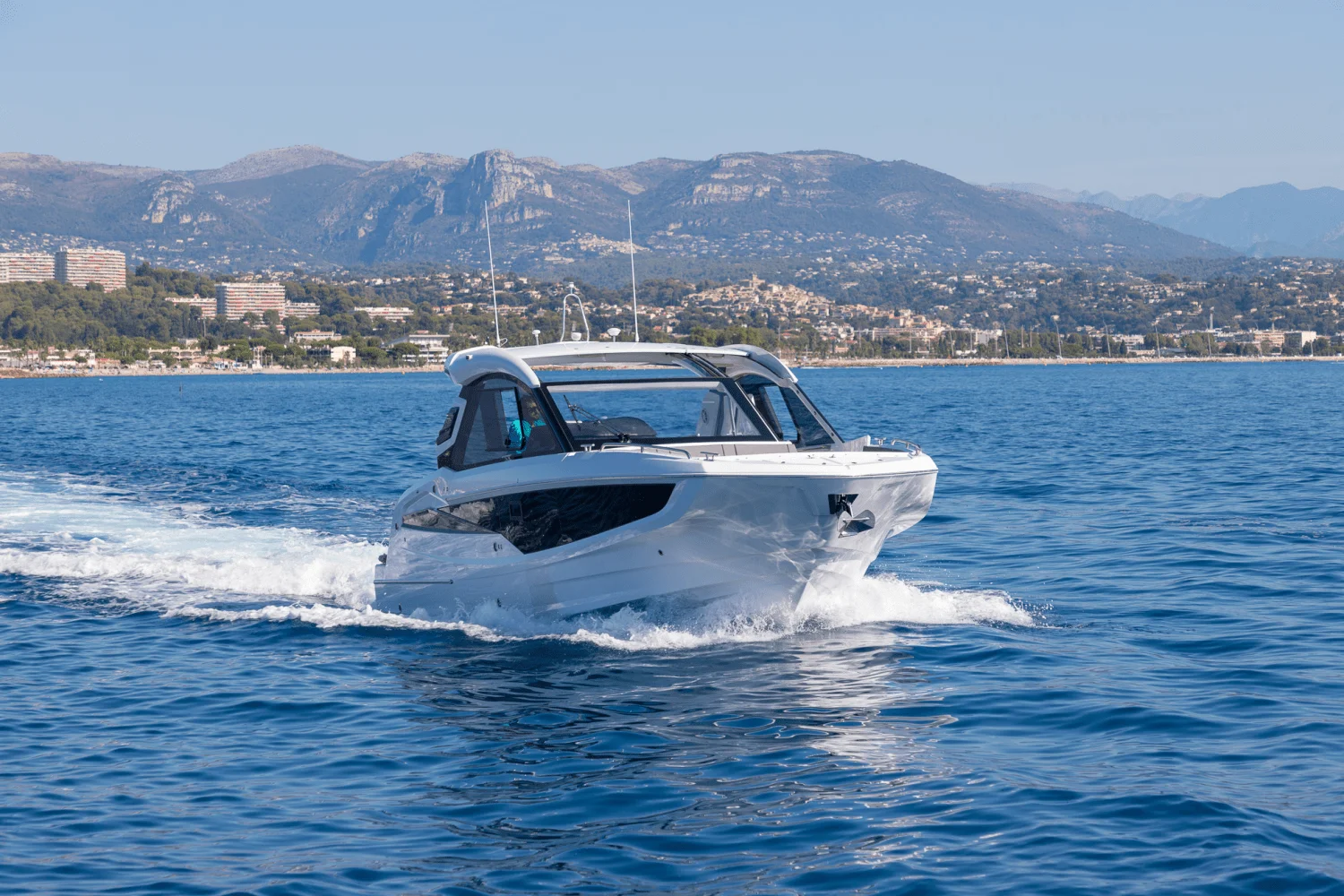 Thumbnail 4 for 2026 Galeon 335 GTO