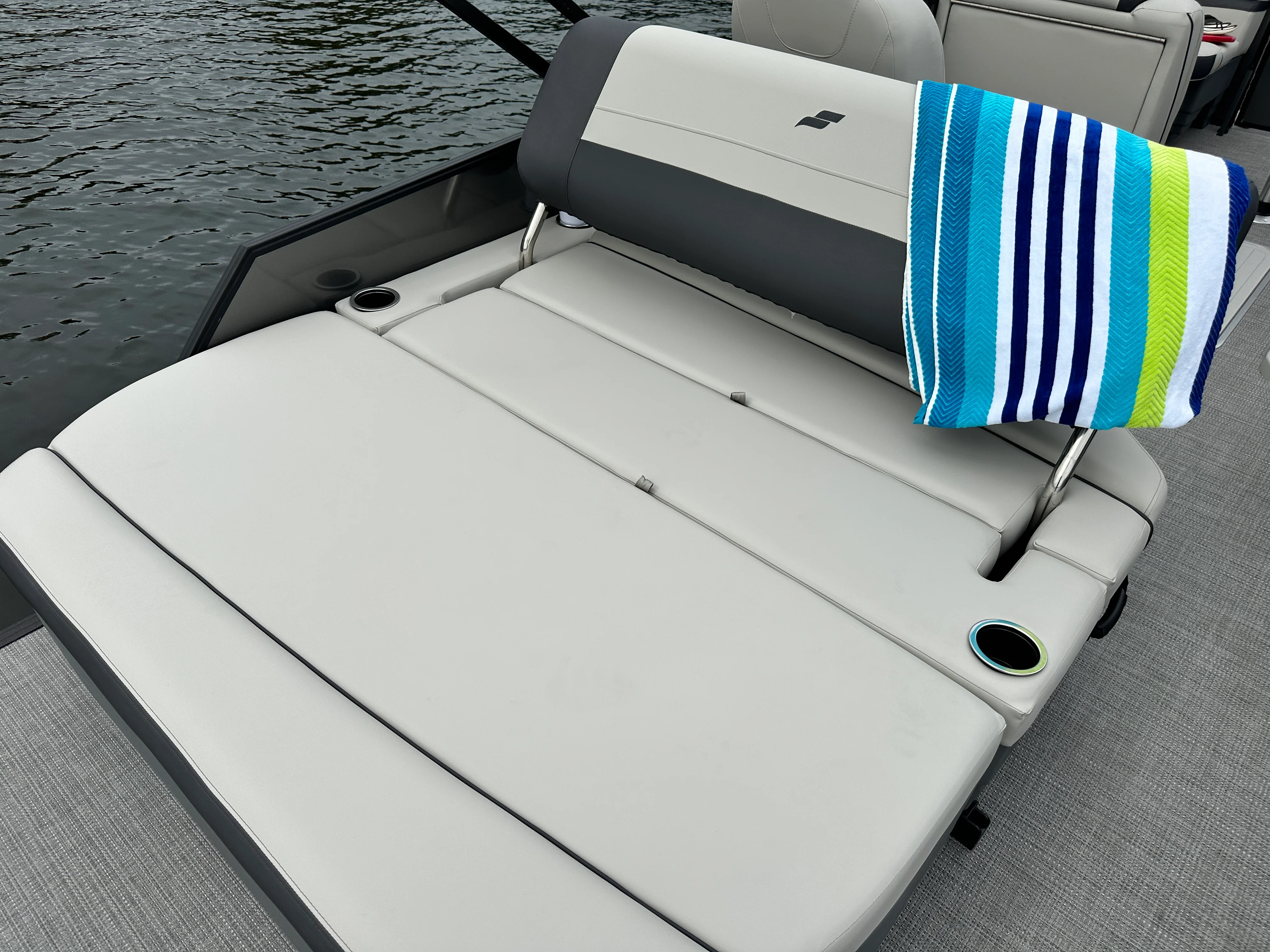 2026 Starcraft EXS 3 Q DH Image Thumbnail #4