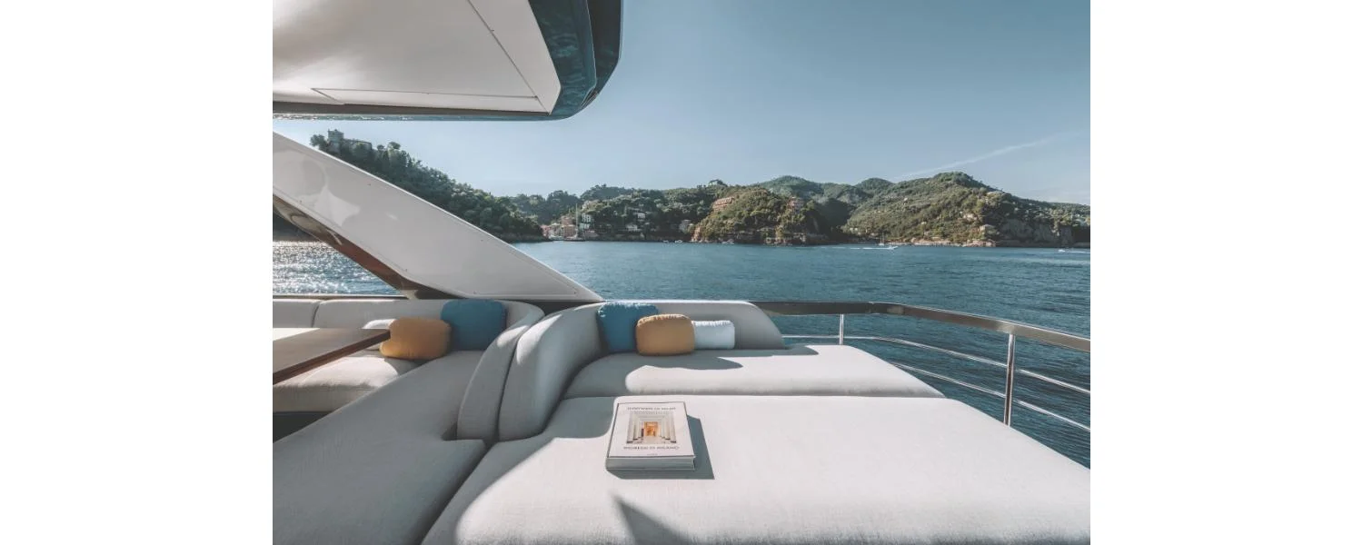 2026 Azimut Fly 68 Image Thumbnail #9