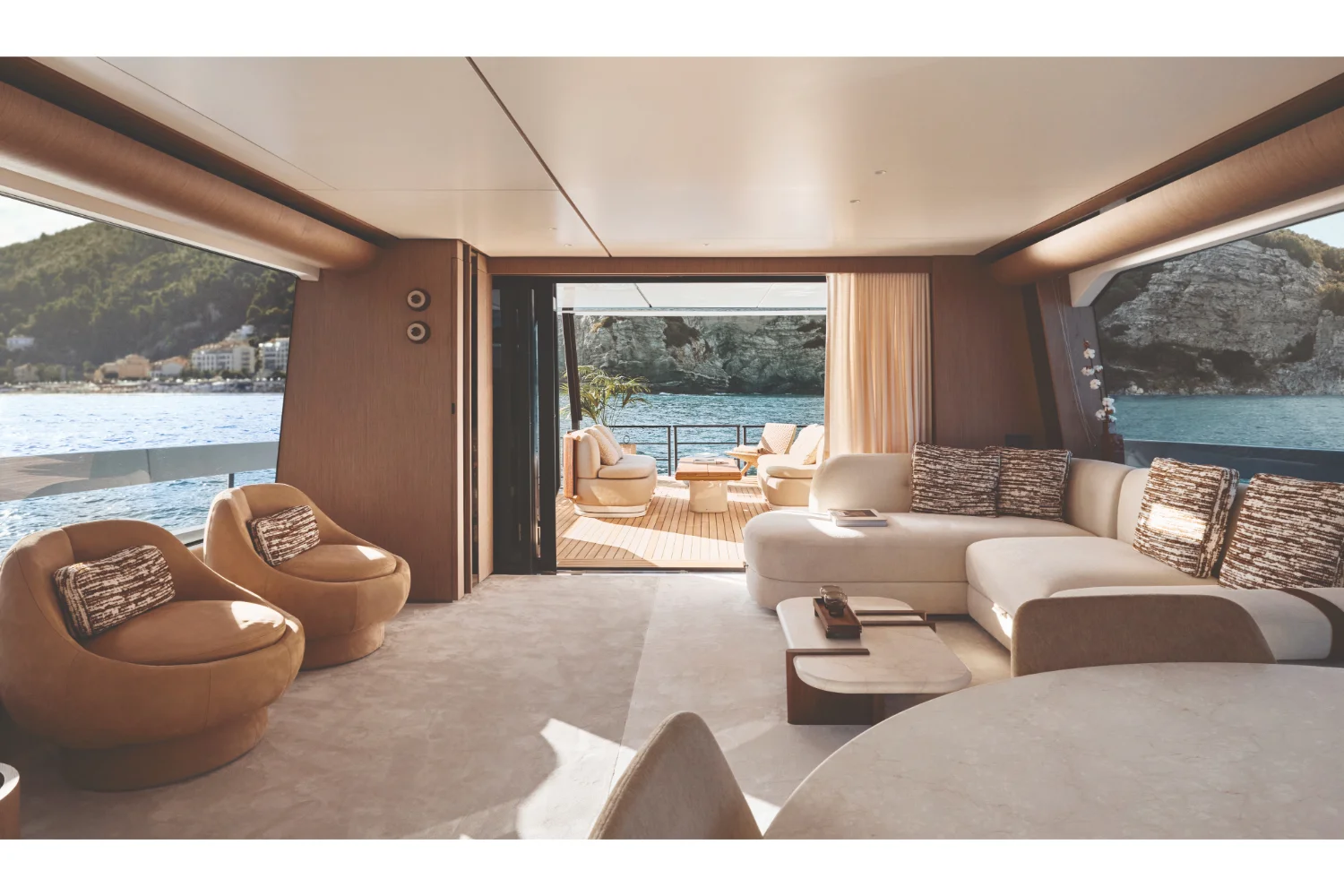 2026 Azimut Fly 82 Image Thumbnail #29