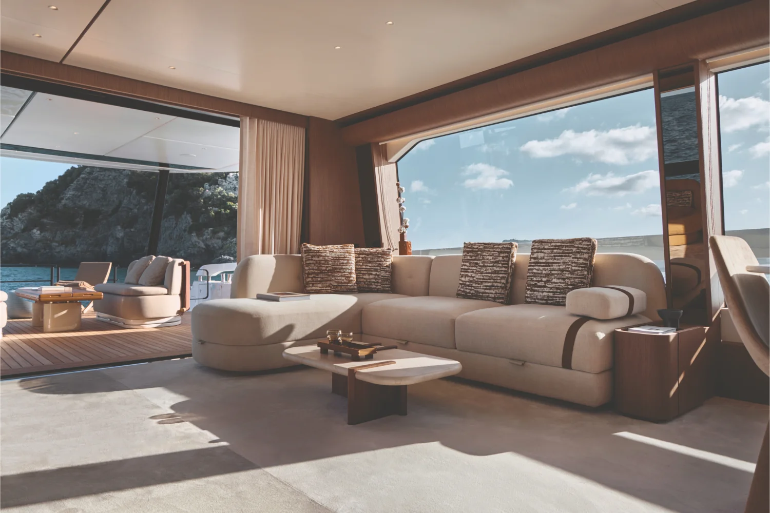 2026 Azimut Fly 82 Image Thumbnail #32