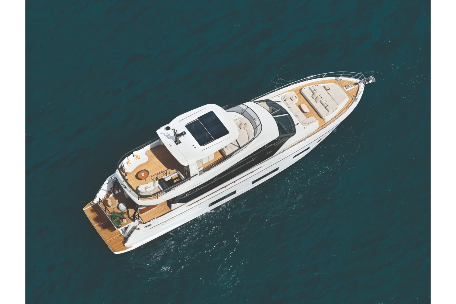 2026 Azimut Fly 82 Image Thumbnail #4