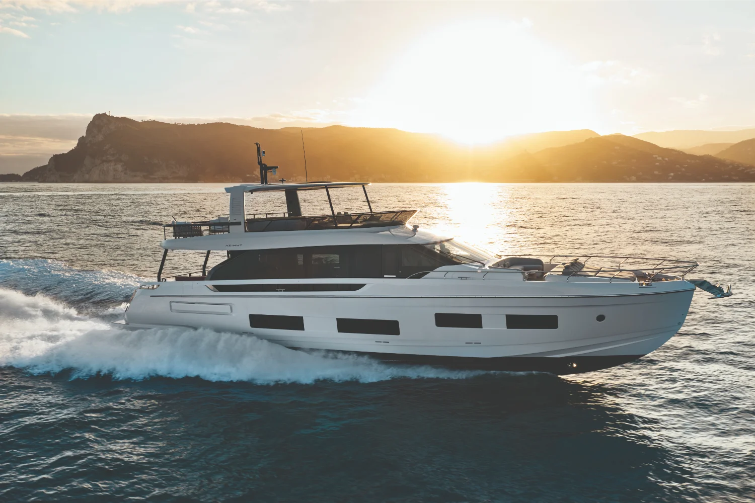 2026 Azimut Fly 82 Image Thumbnail #0