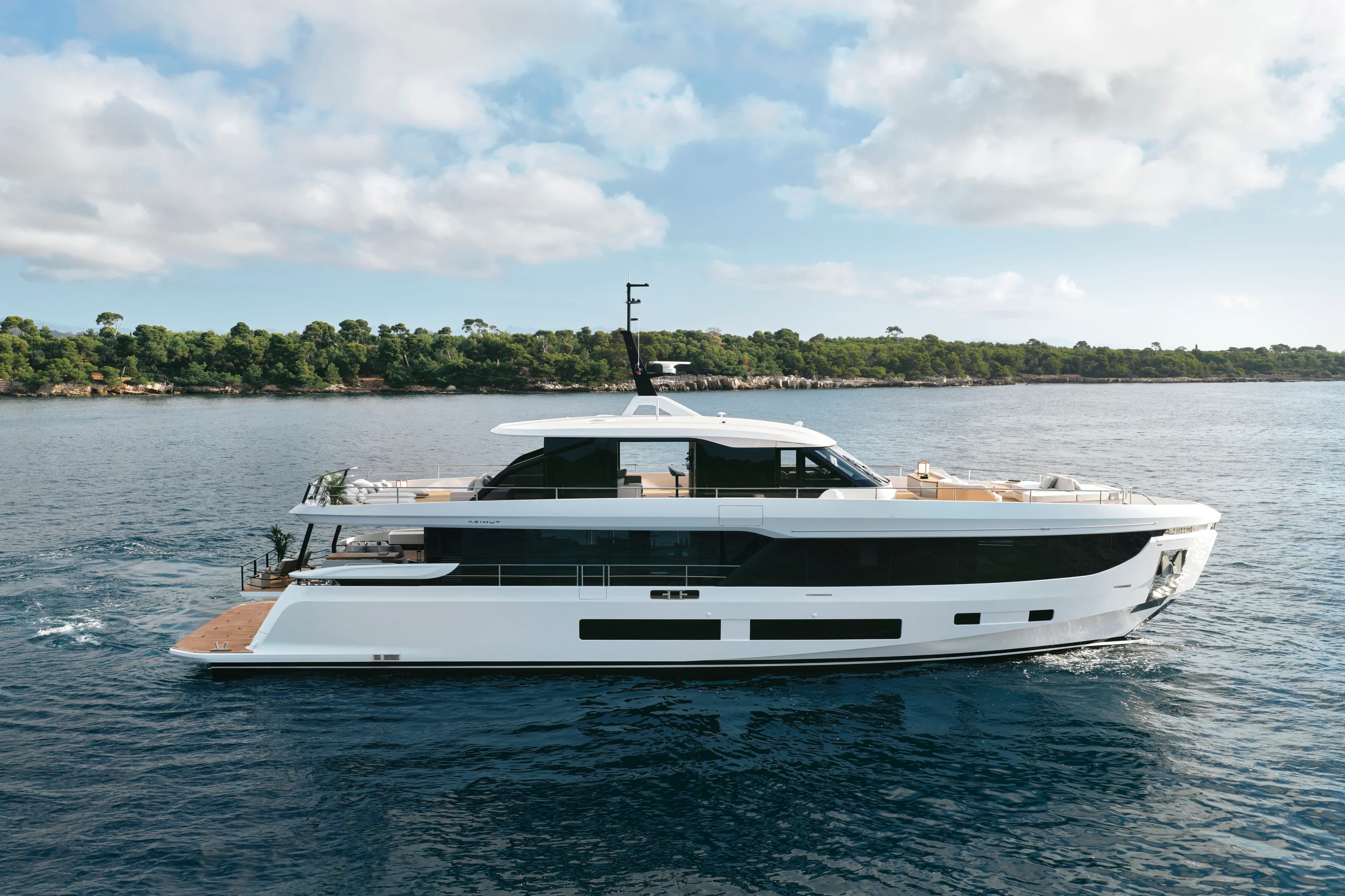 2026 Azimut Grande 30M Image Thumbnail #4