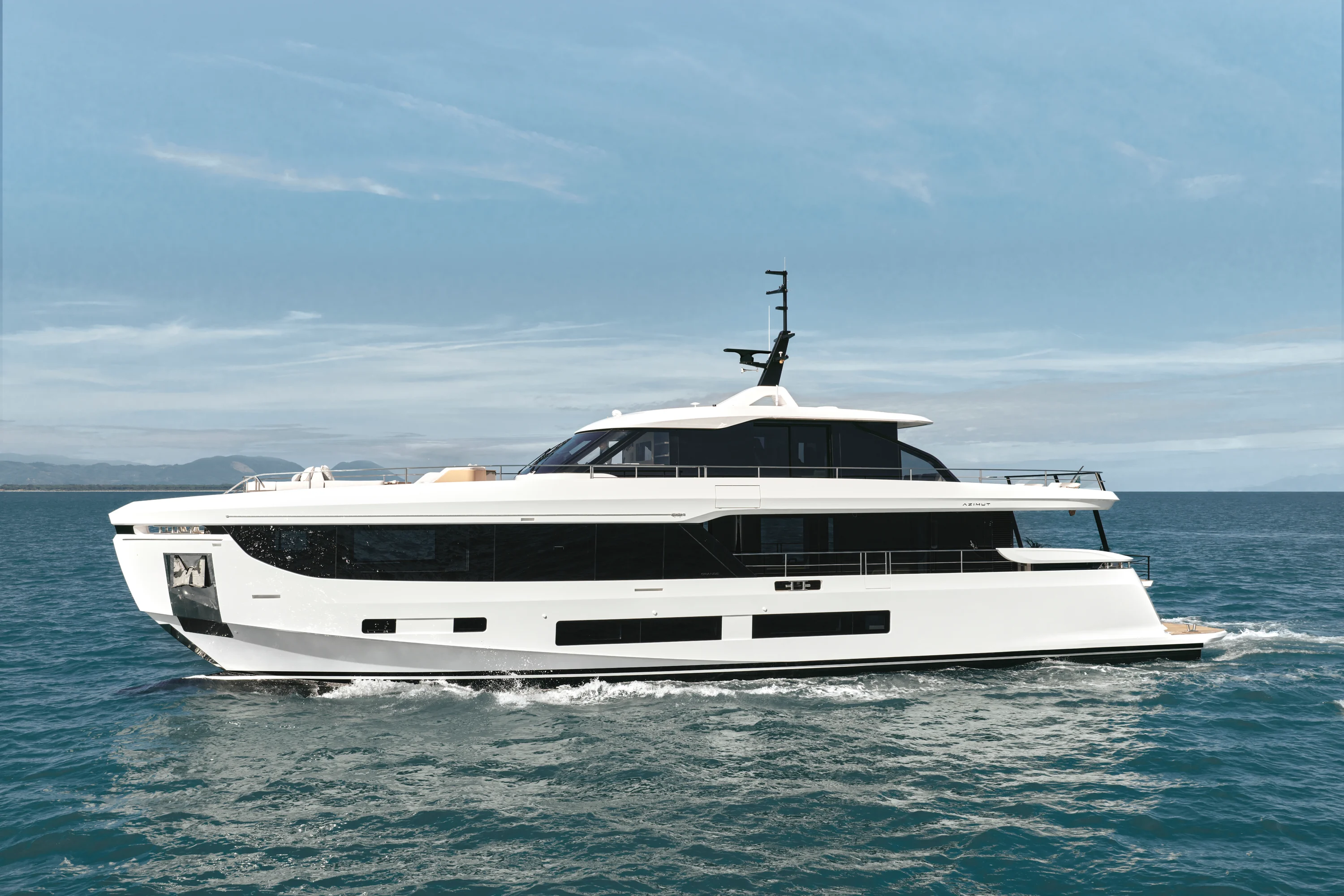 2026 Azimut Grande 30M Image Thumbnail #2