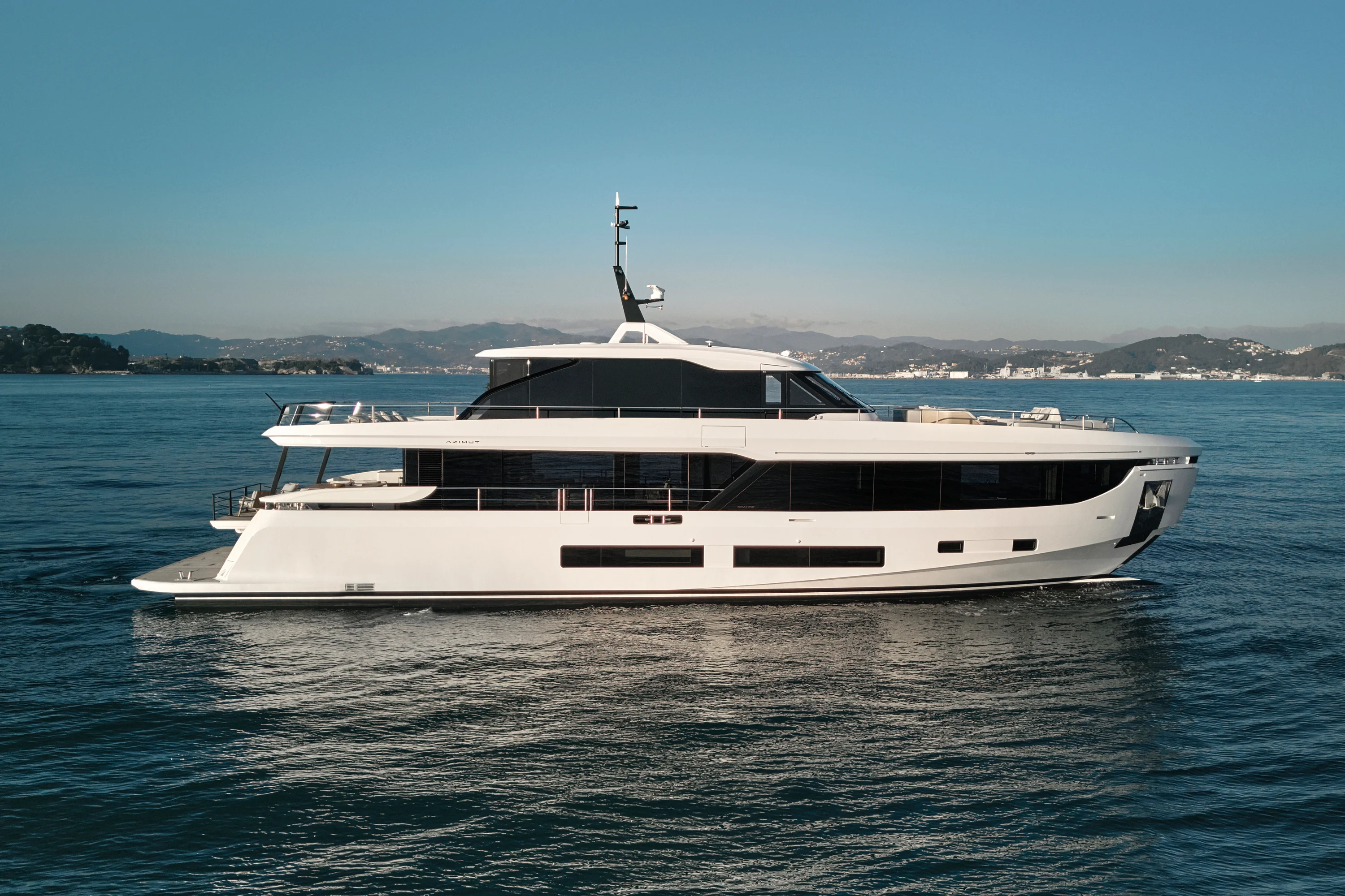 2026 Azimut Grande 30M Image Thumbnail #10