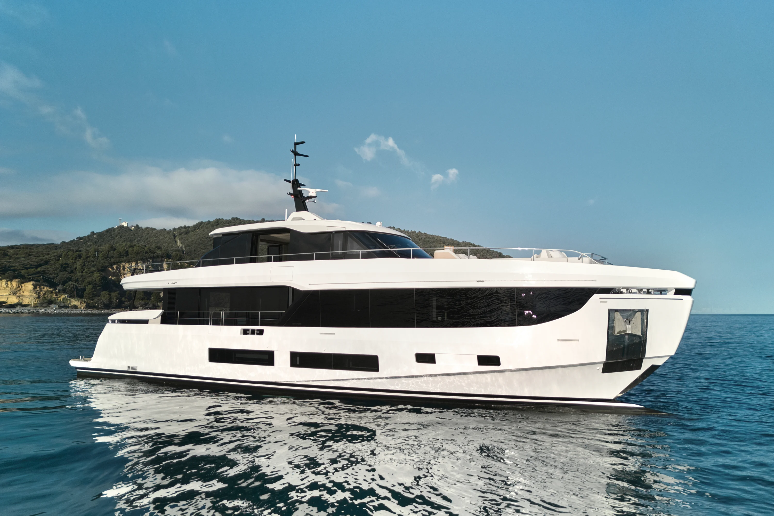 2026 Azimut Grande 30M Image Thumbnail #8