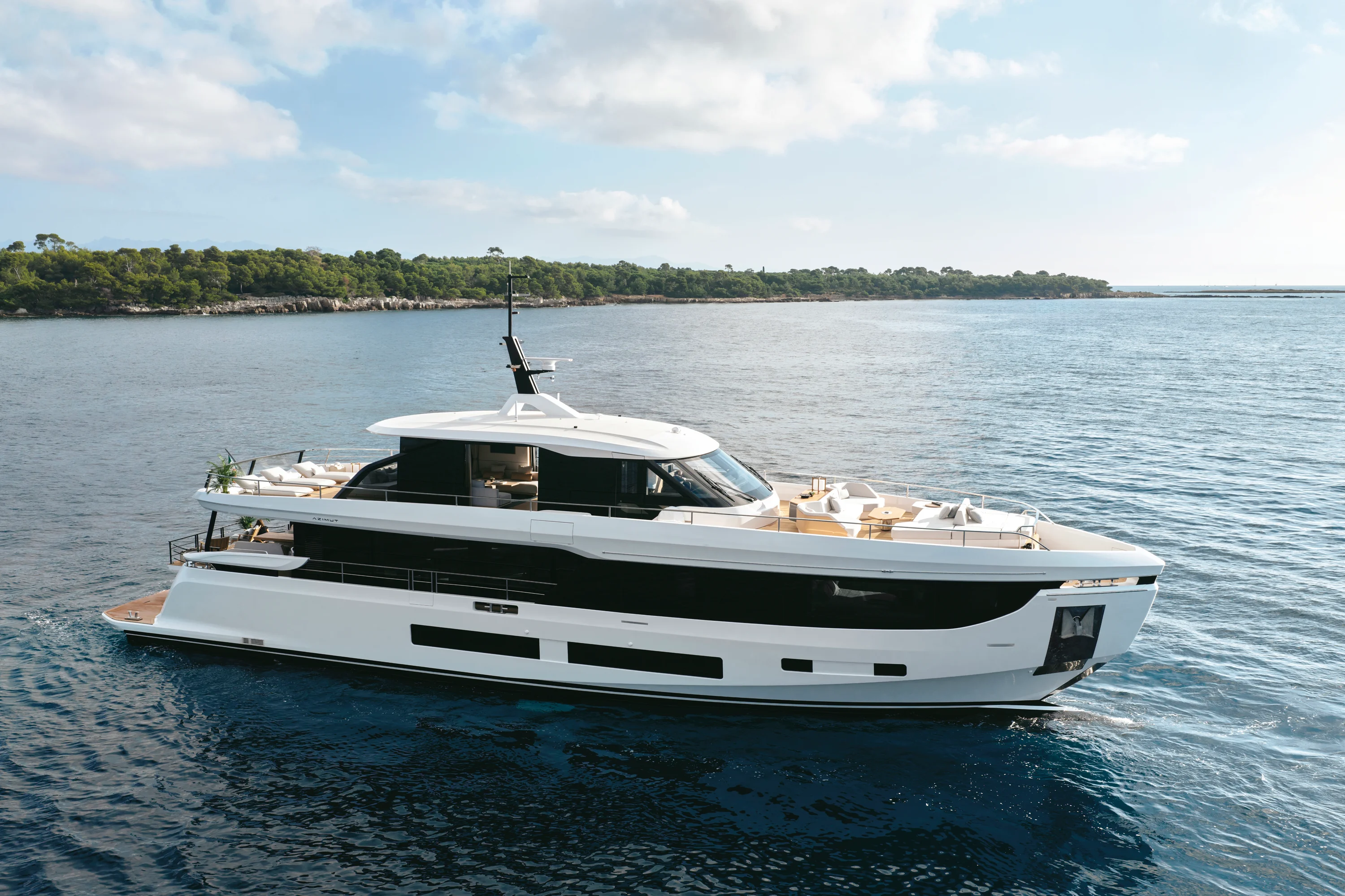 2026 Azimut Grande 30M Image Thumbnail #5