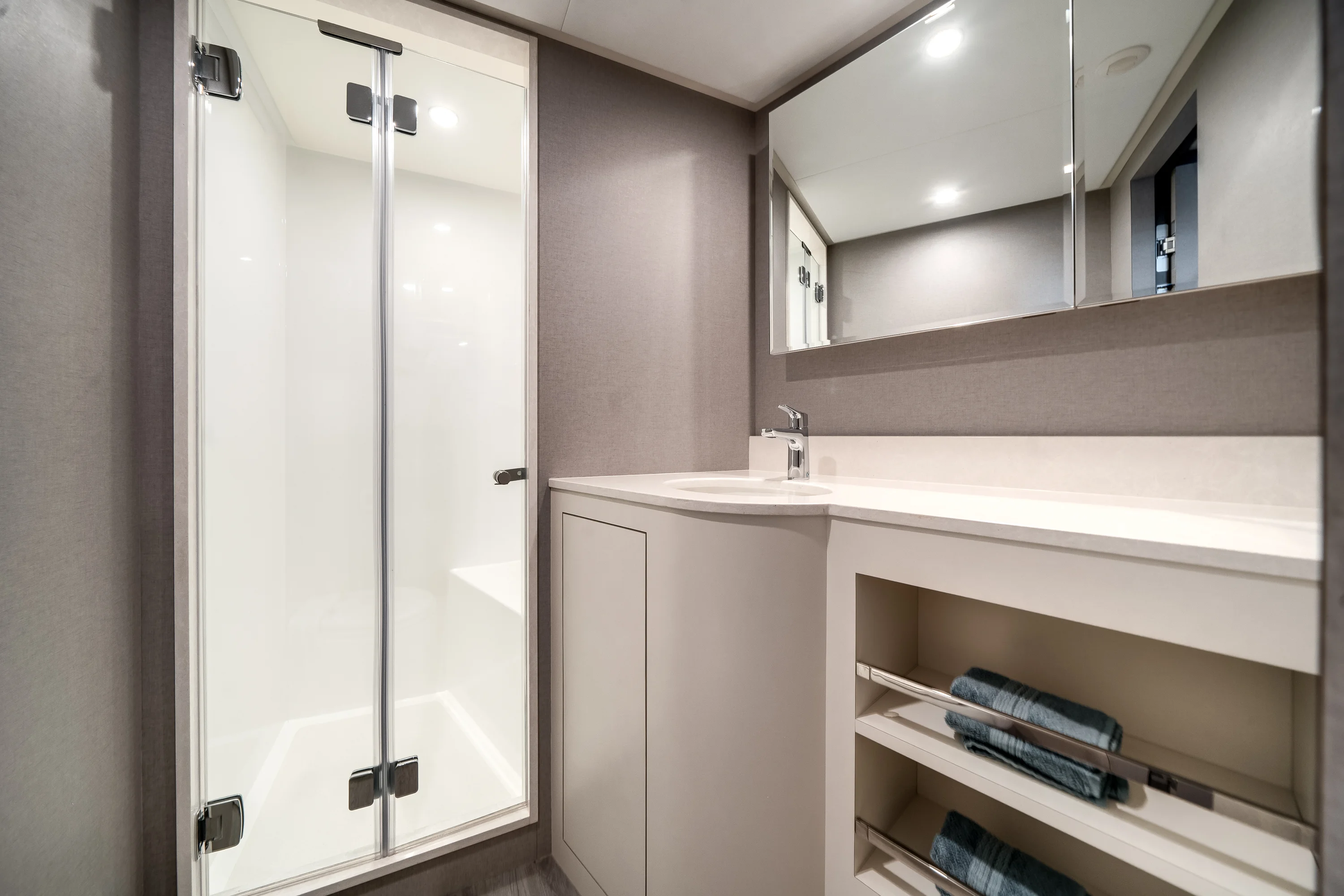 2026 Ocean Alexander 35R Image Thumbnail #33