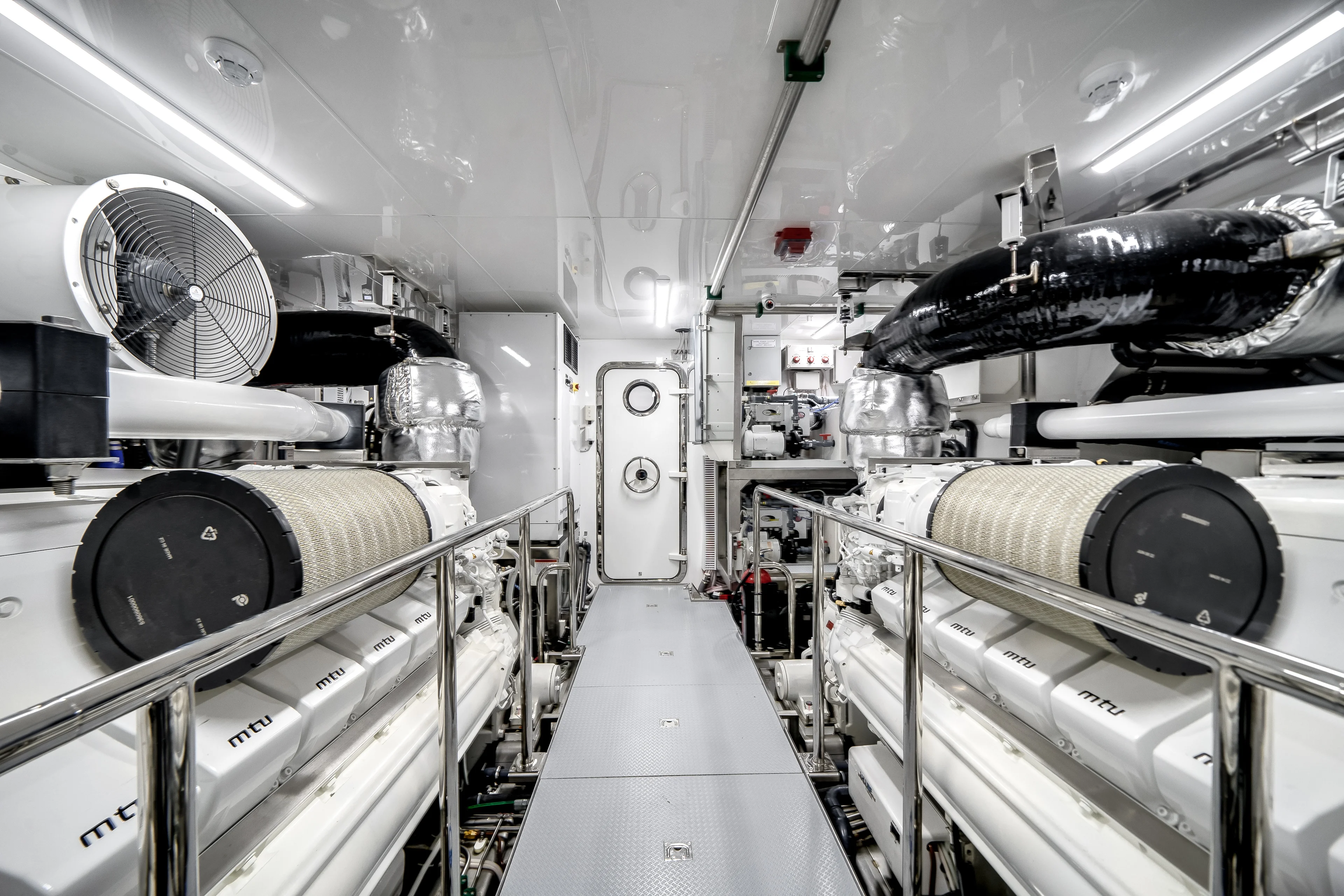 2026 Ocean Alexander 35R Image Thumbnail #44