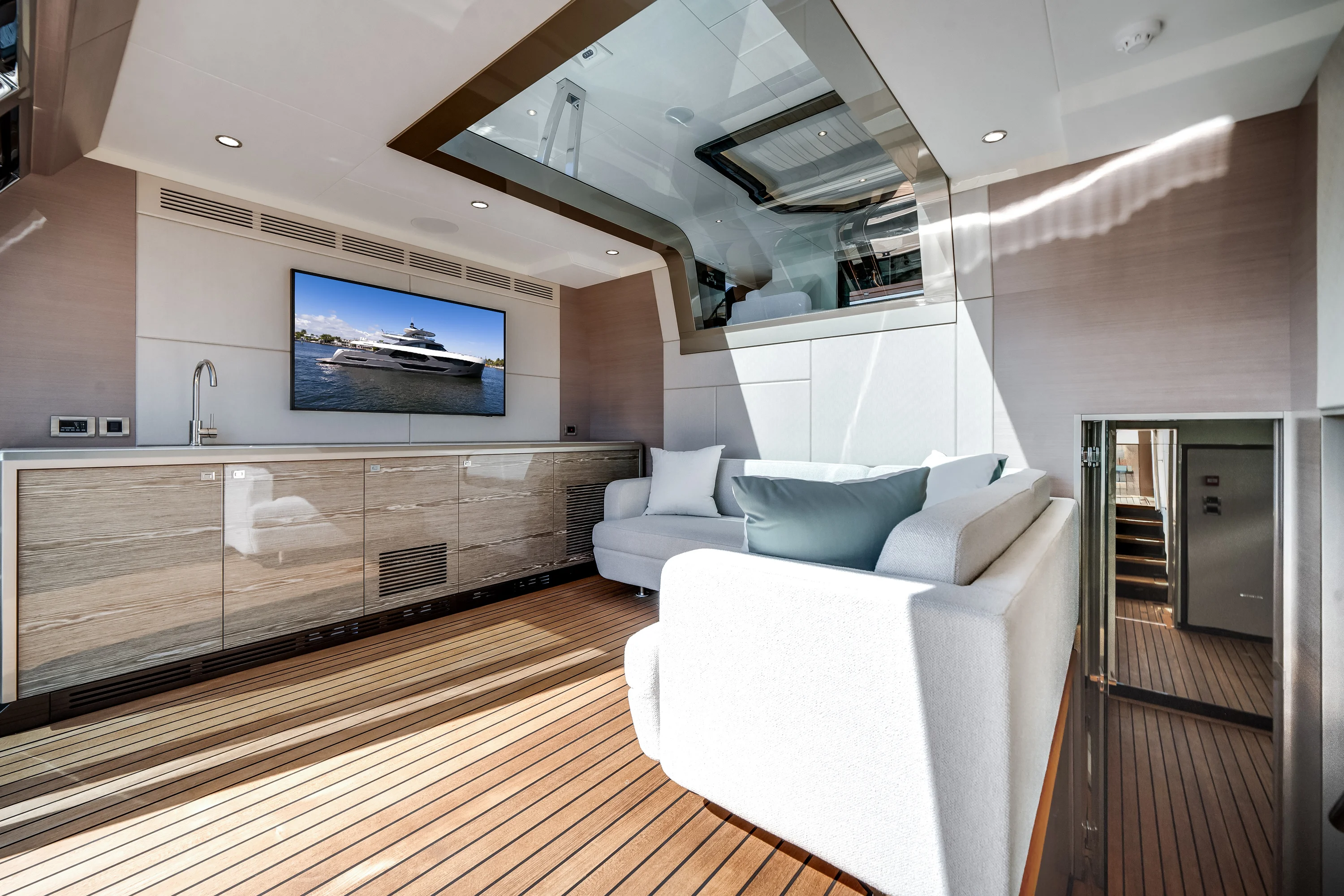 2026 Ocean Alexander 35R Image Thumbnail #21