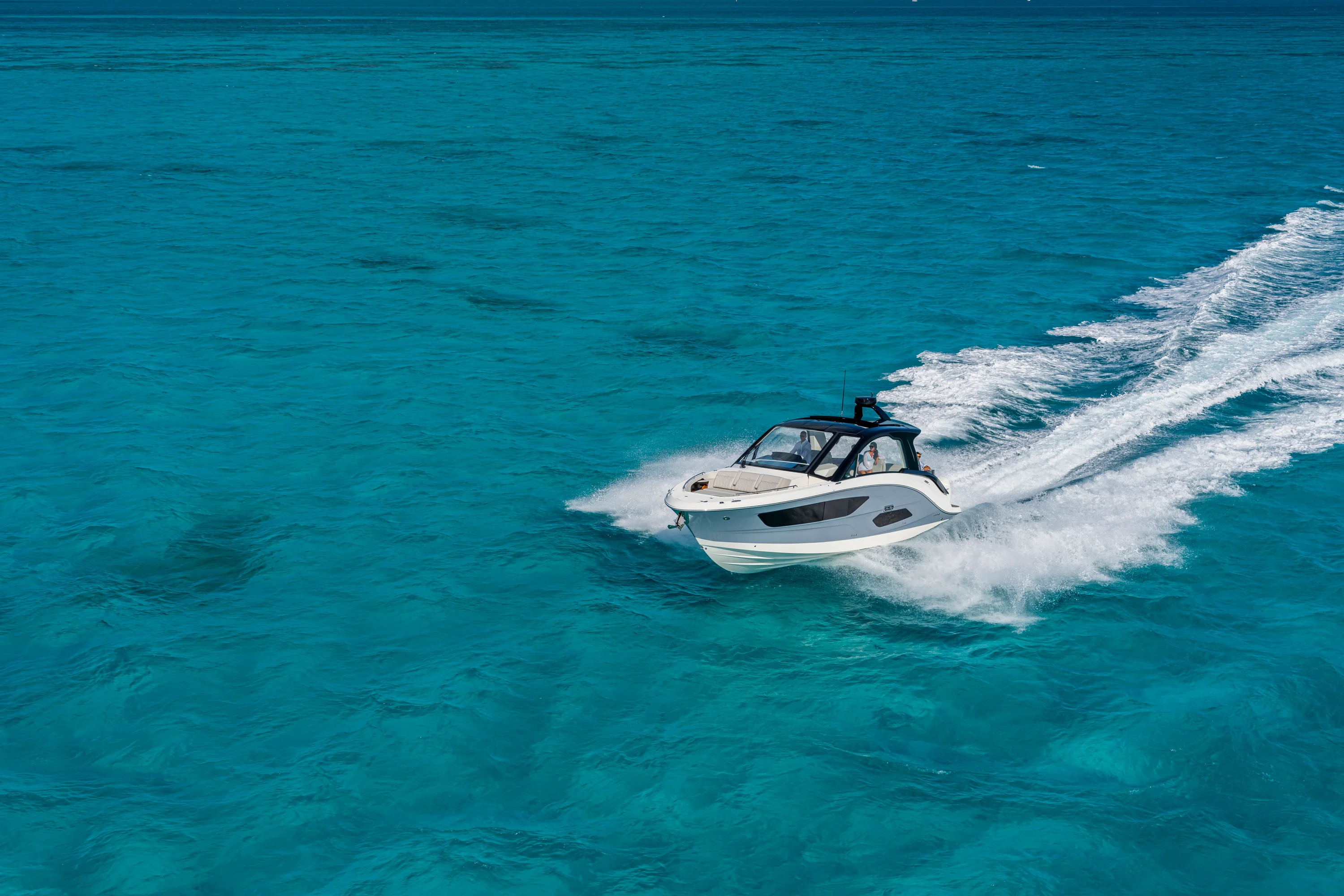 2026 Sea Ray Sundancer 370 Outboard Image Thumbnail #11