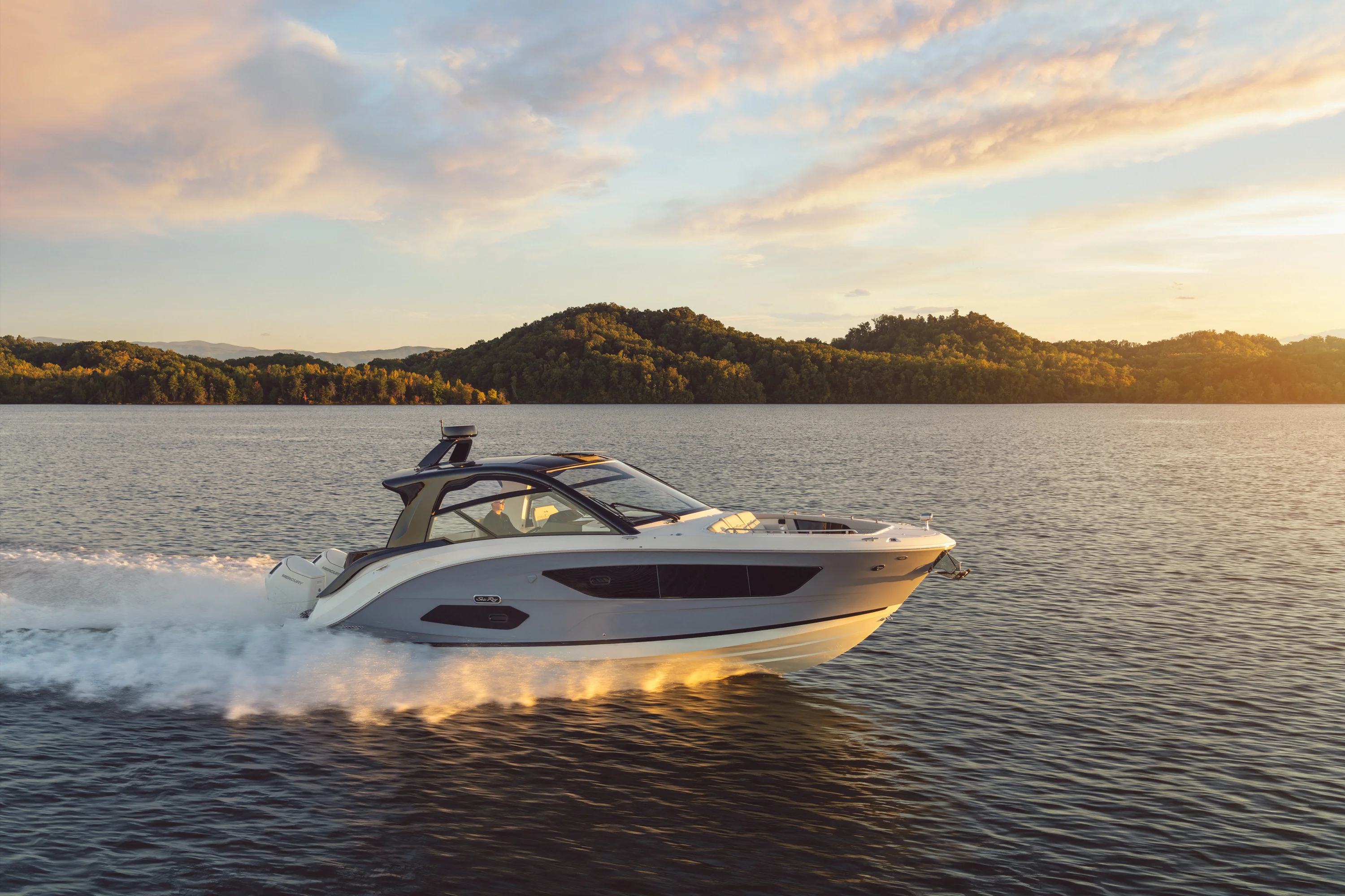 2026 Sea Ray Sundancer 370 Outboard Image Thumbnail #27