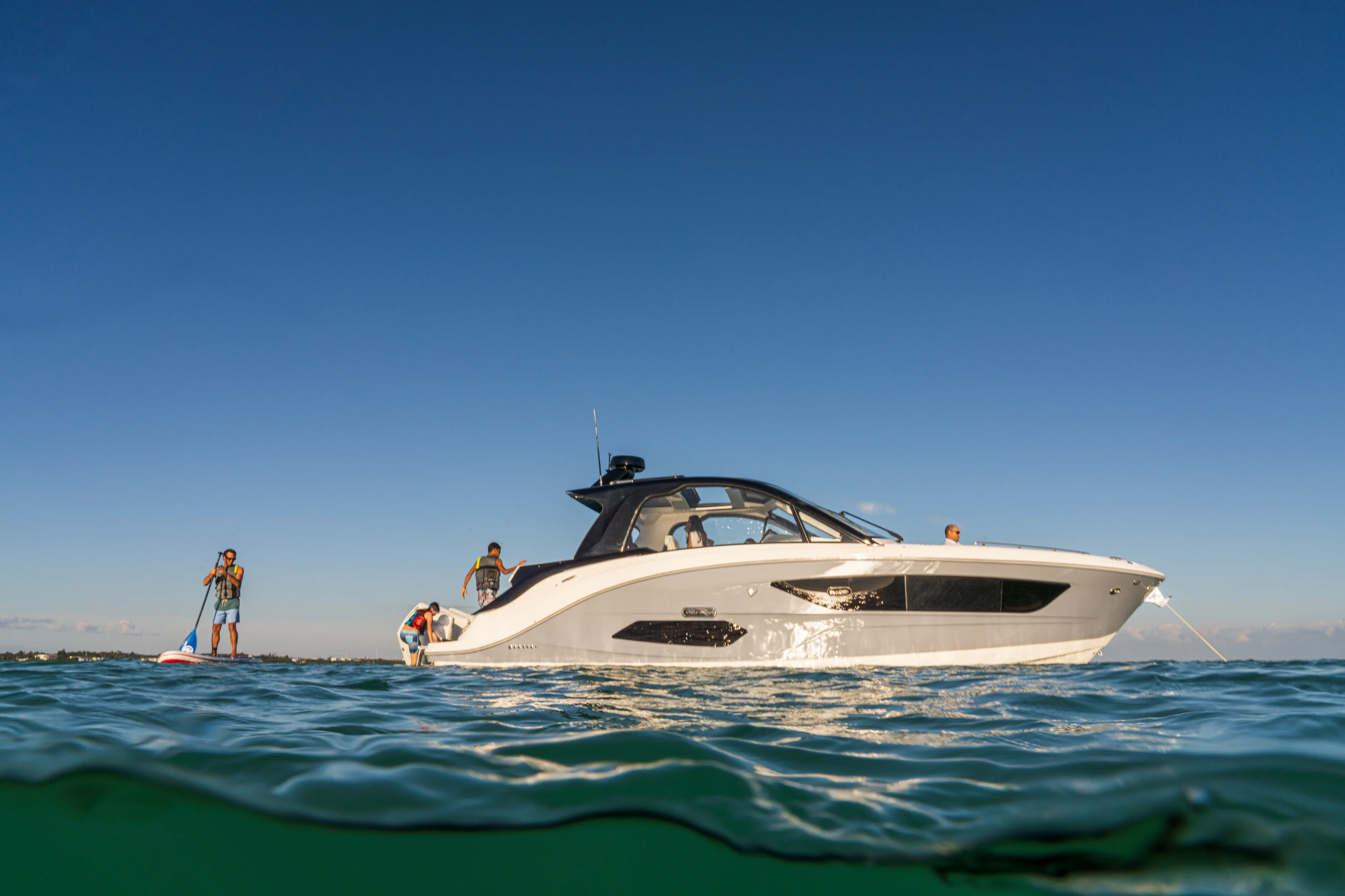 2026 Sea Ray Sundancer 370 Outboard Image Thumbnail #21