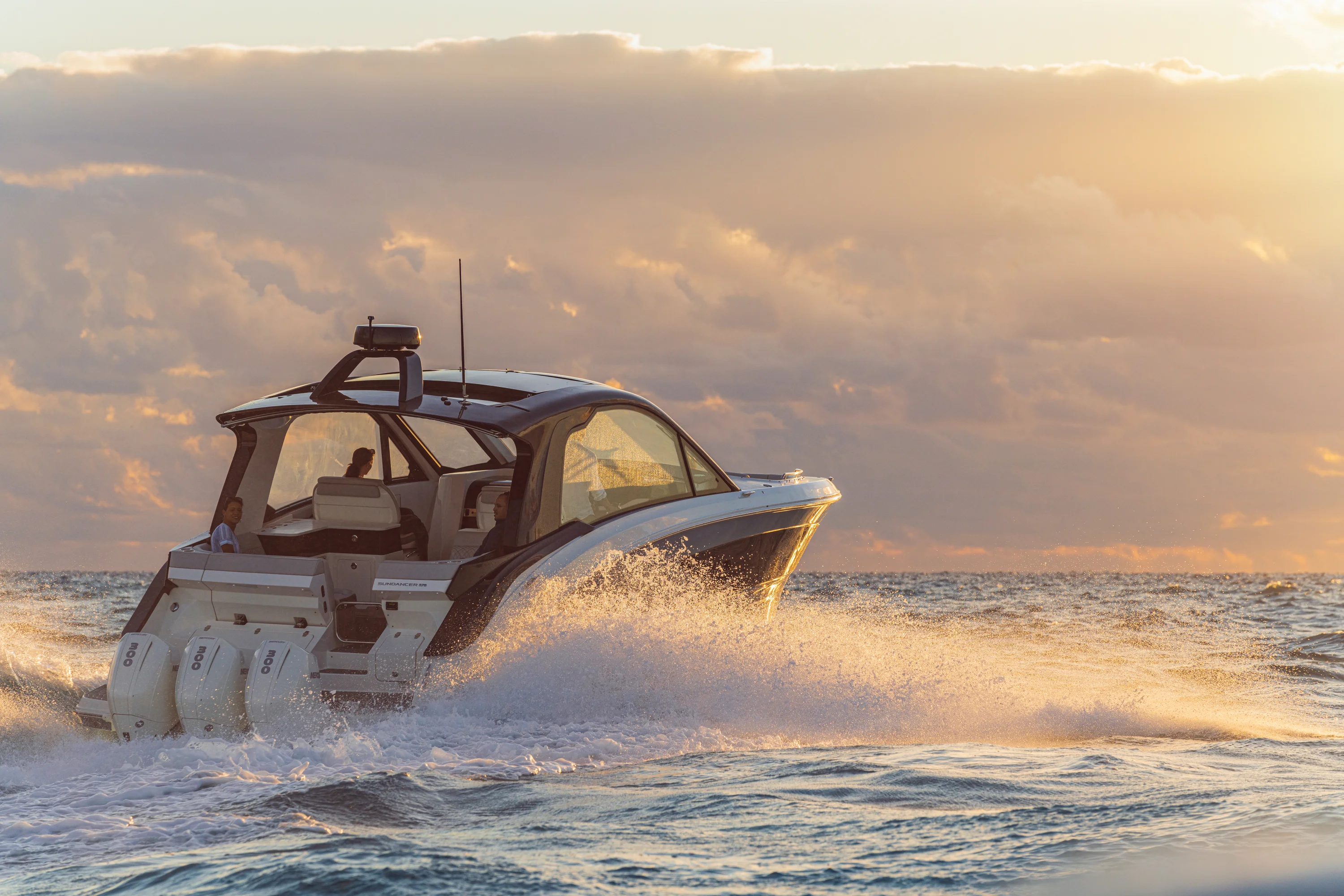 2026 Sea Ray Sundancer 370 Outboard Image Thumbnail #31