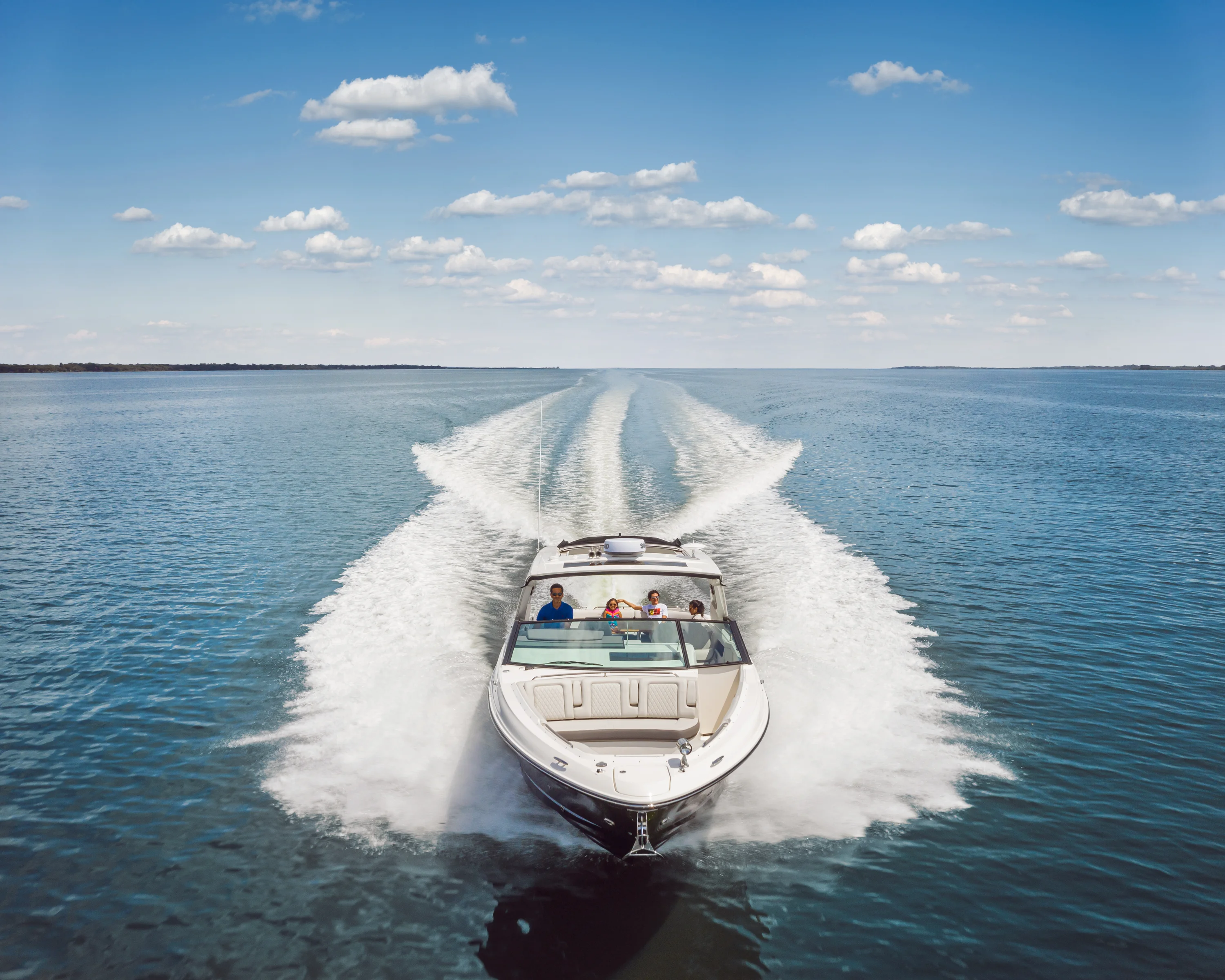 2026 Sea Ray SLX 400 Image Thumbnail #4
