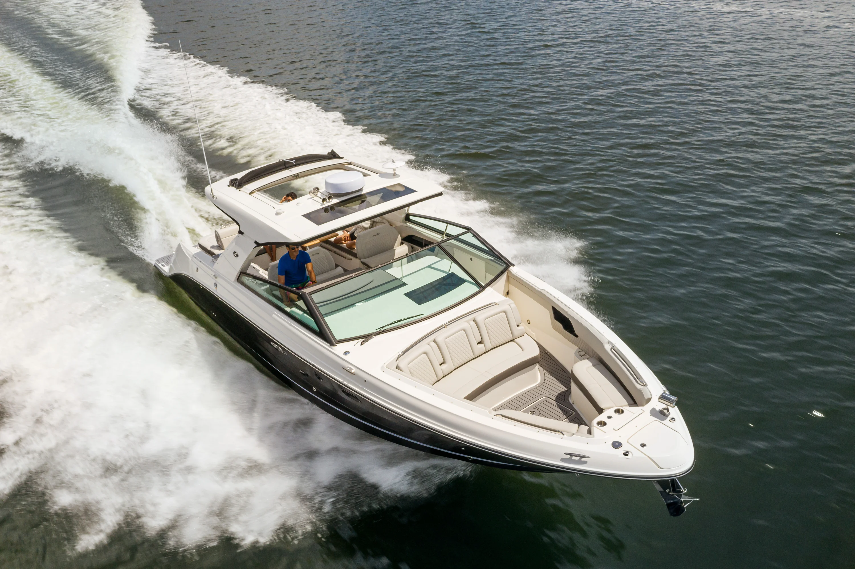 2026 Sea Ray SLX 400 Image Thumbnail #3