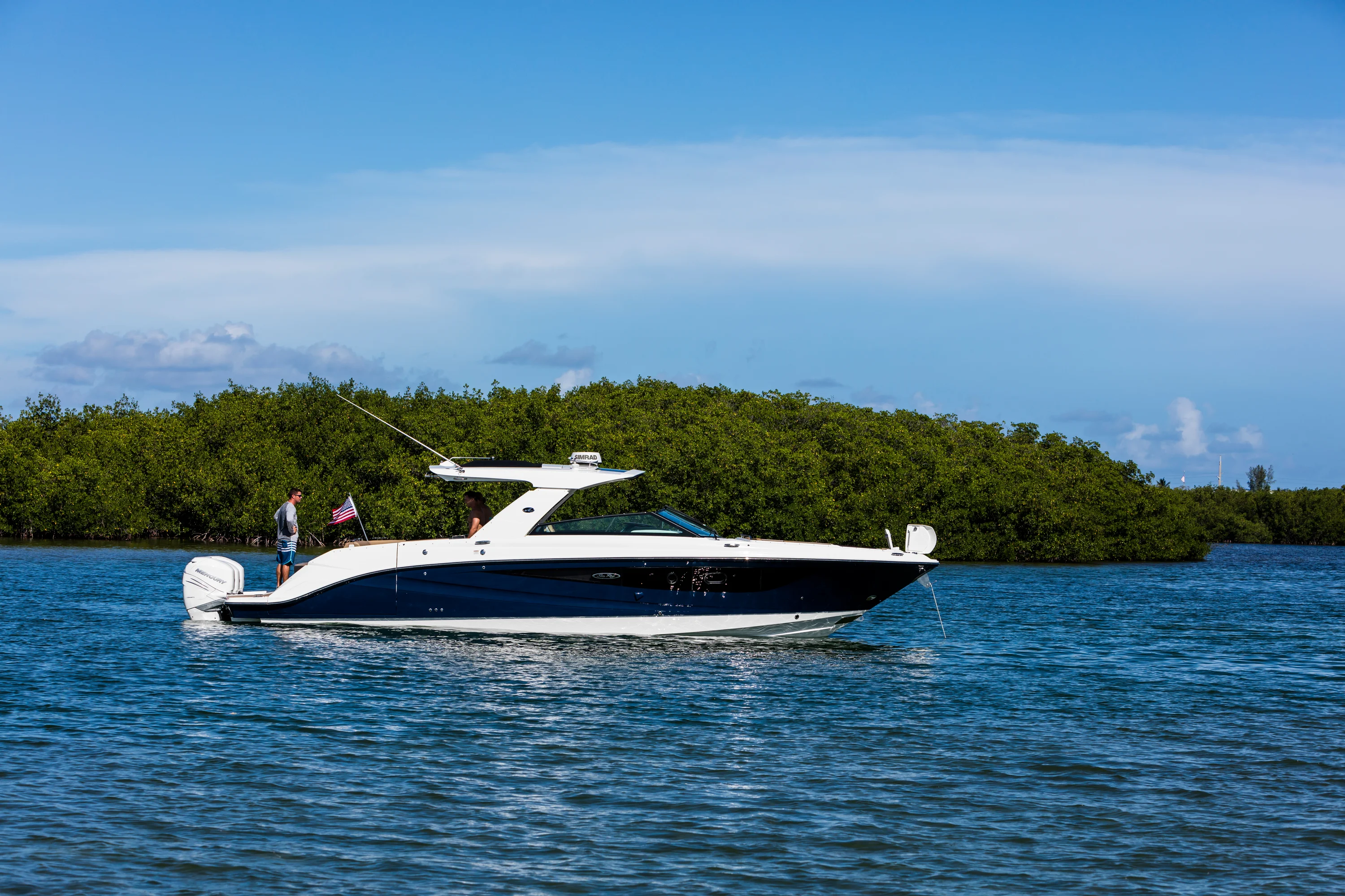 2026 Sea Ray SLX 400 Outboard Image Thumbnail #54
