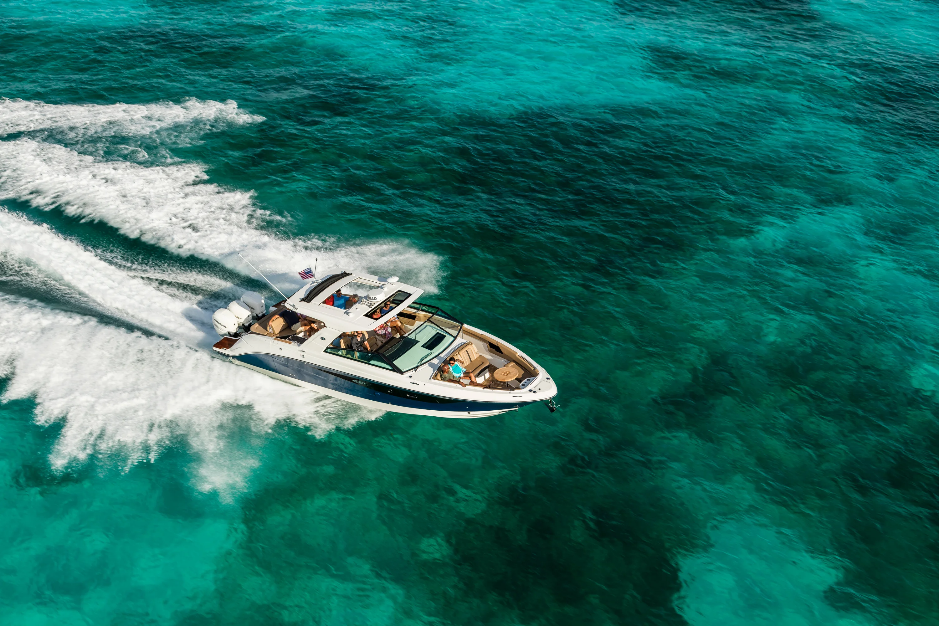 2026 Sea Ray SLX 400 Outboard Image Thumbnail #10