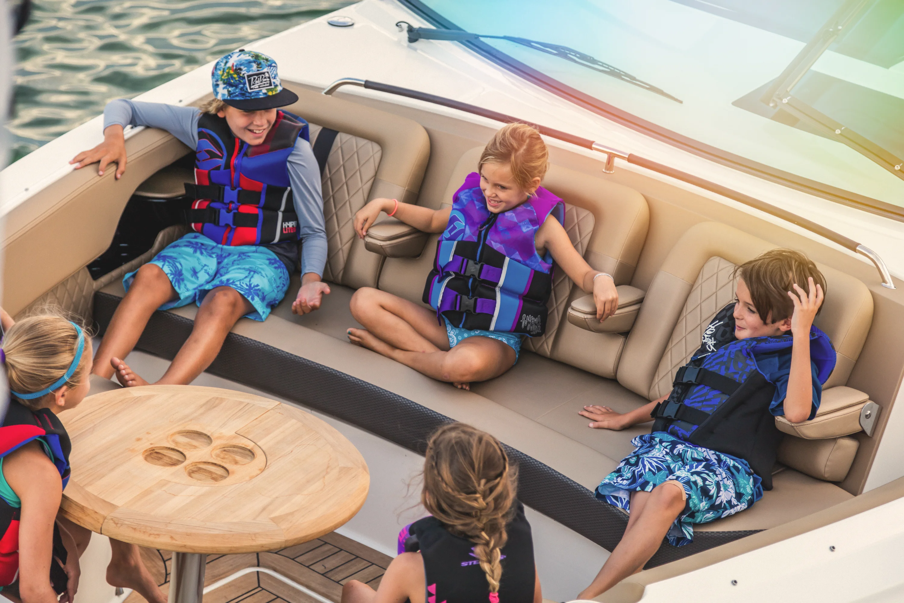 2026 Sea Ray SLX 400 Outboard Image Thumbnail #34