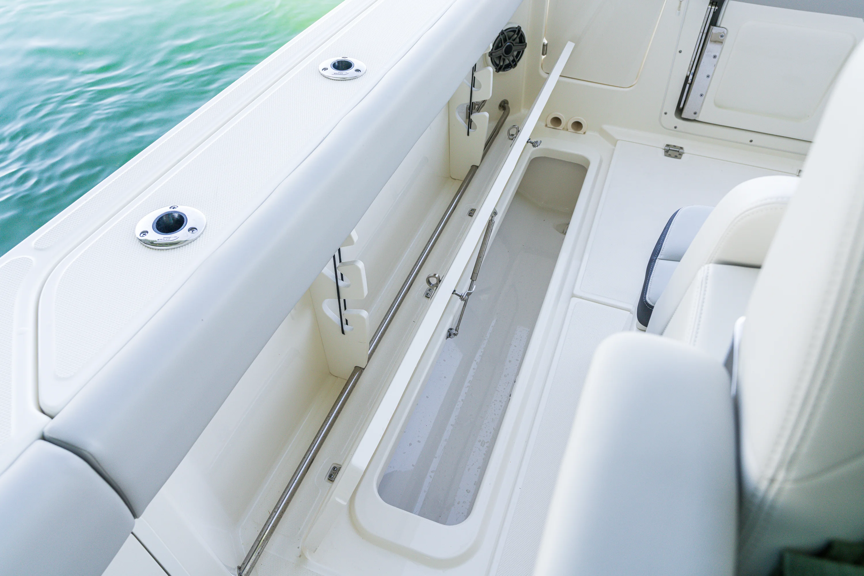 2026 Boston Whaler 330 Outrage Image Thumbnail #18