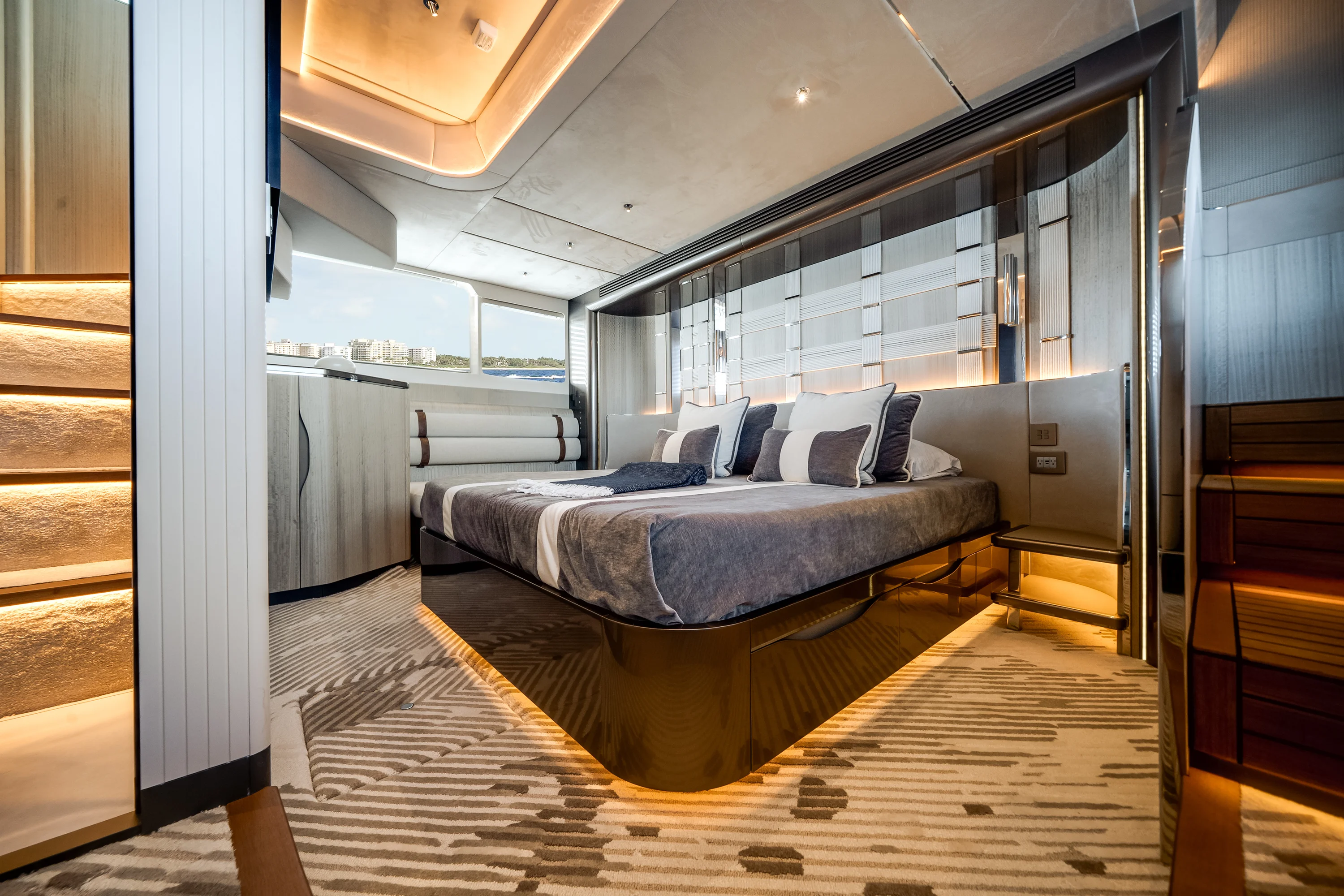 2026 Galeon 620 FLY Image Thumbnail #63
