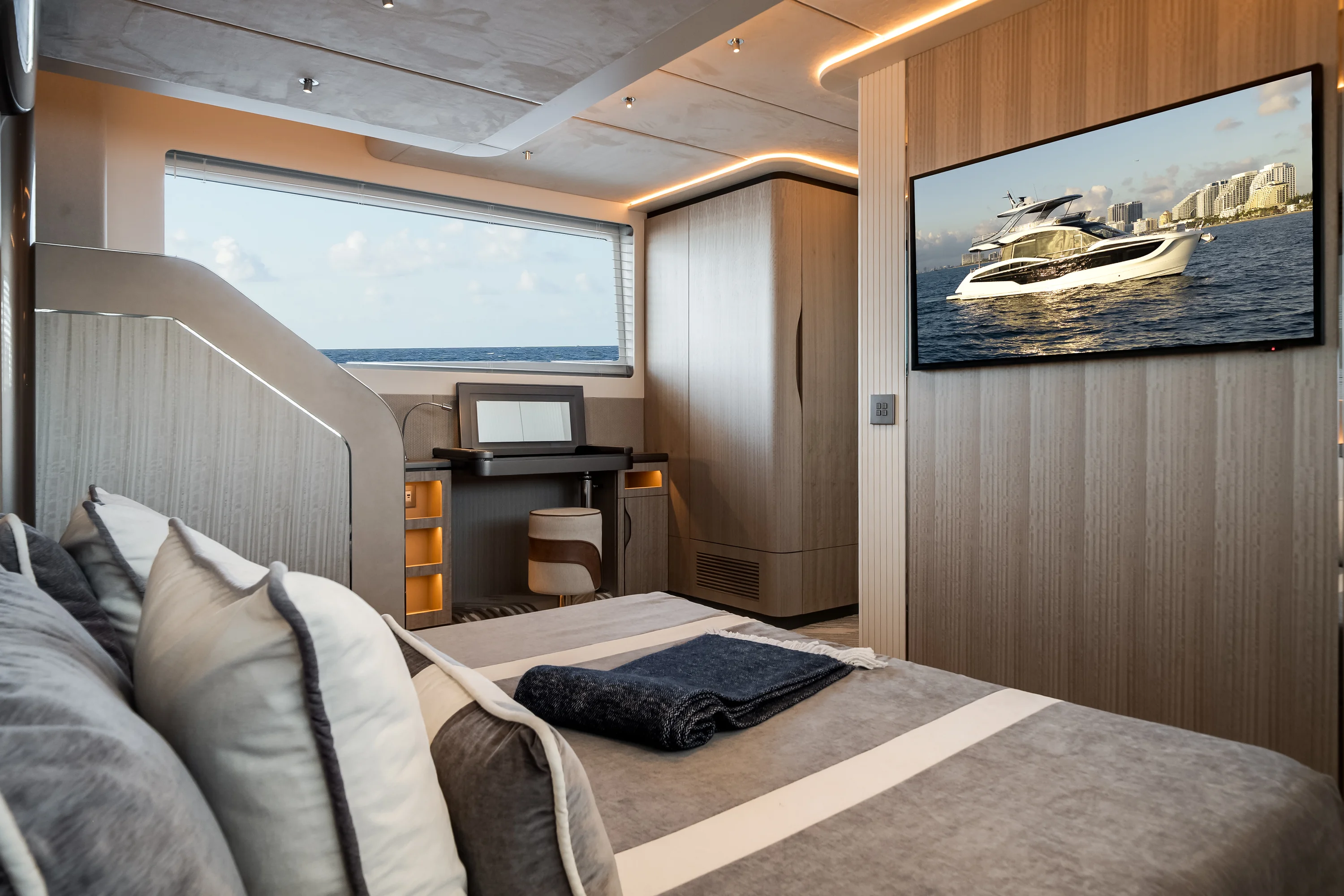 2026 Galeon 620 FLY Image Thumbnail #67