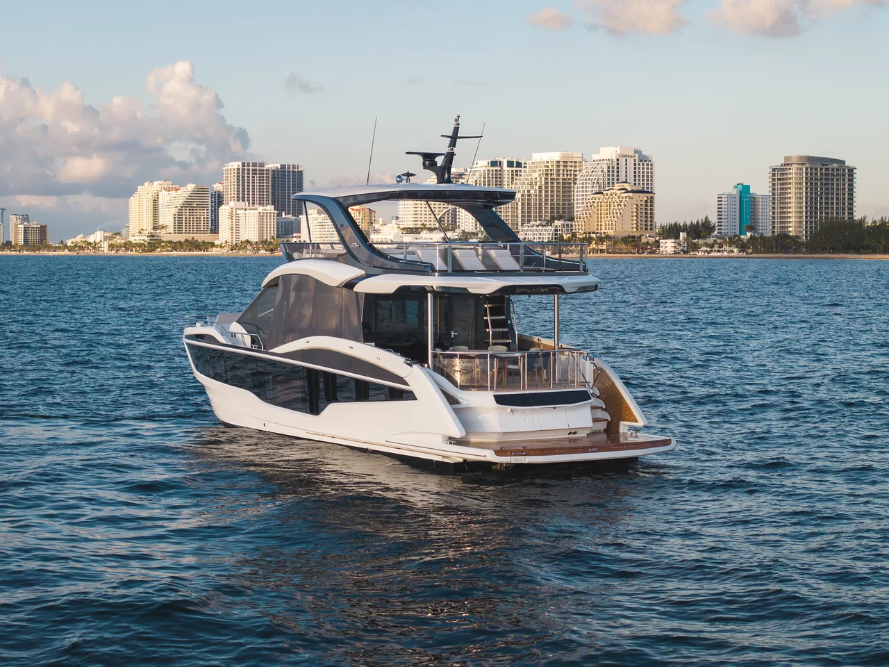 2026 Galeon 620 FLY Image Thumbnail #3