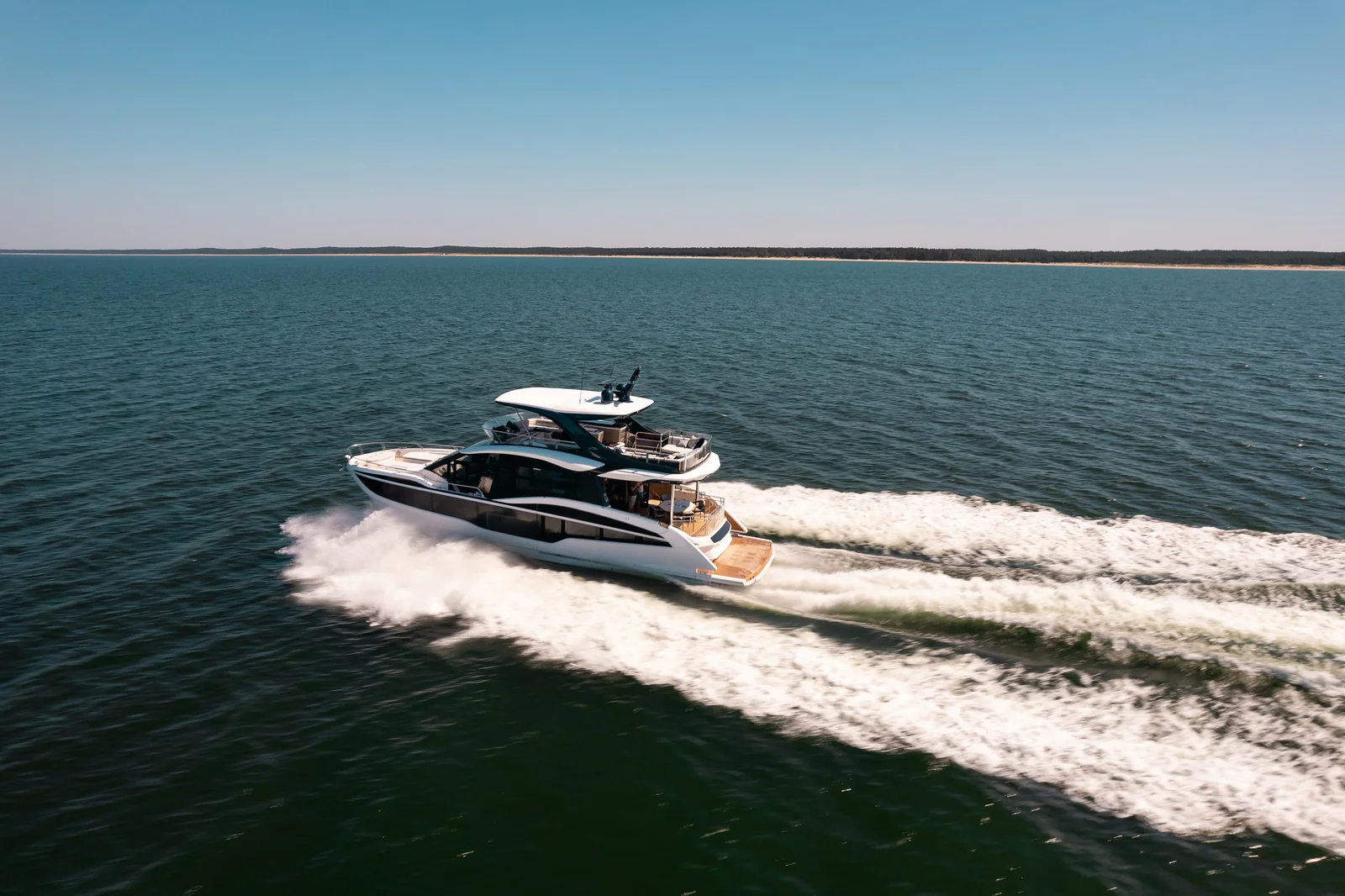 2026 Galeon 620 FLY Image Thumbnail #5