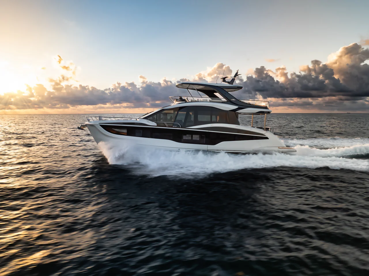 2026 Galeon 620 FLY Image Thumbnail #8